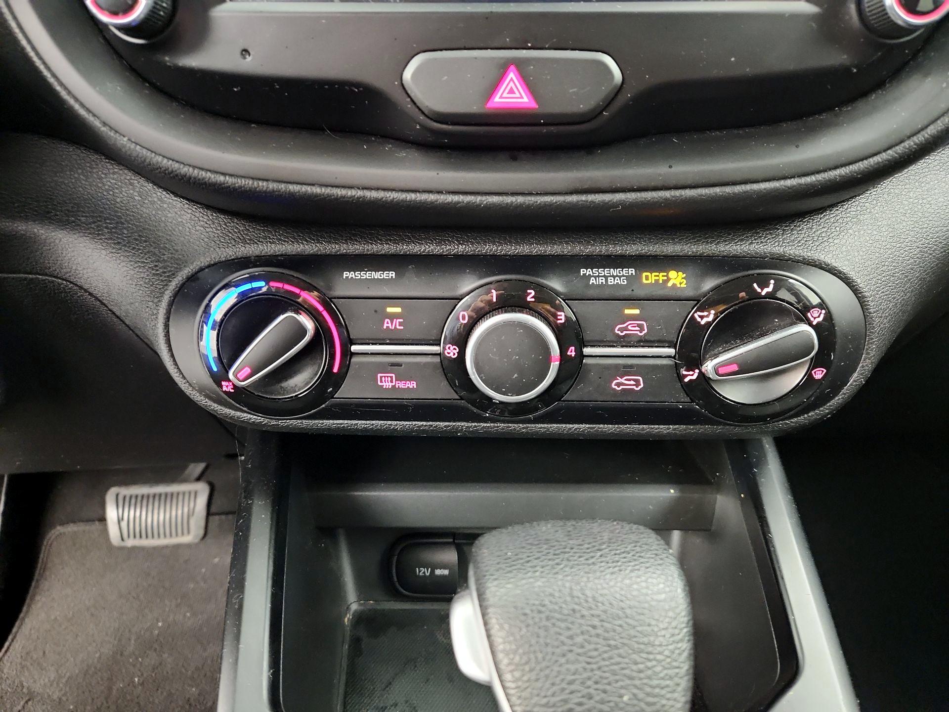 Thumbnail: 2022 Kia Soul - 16