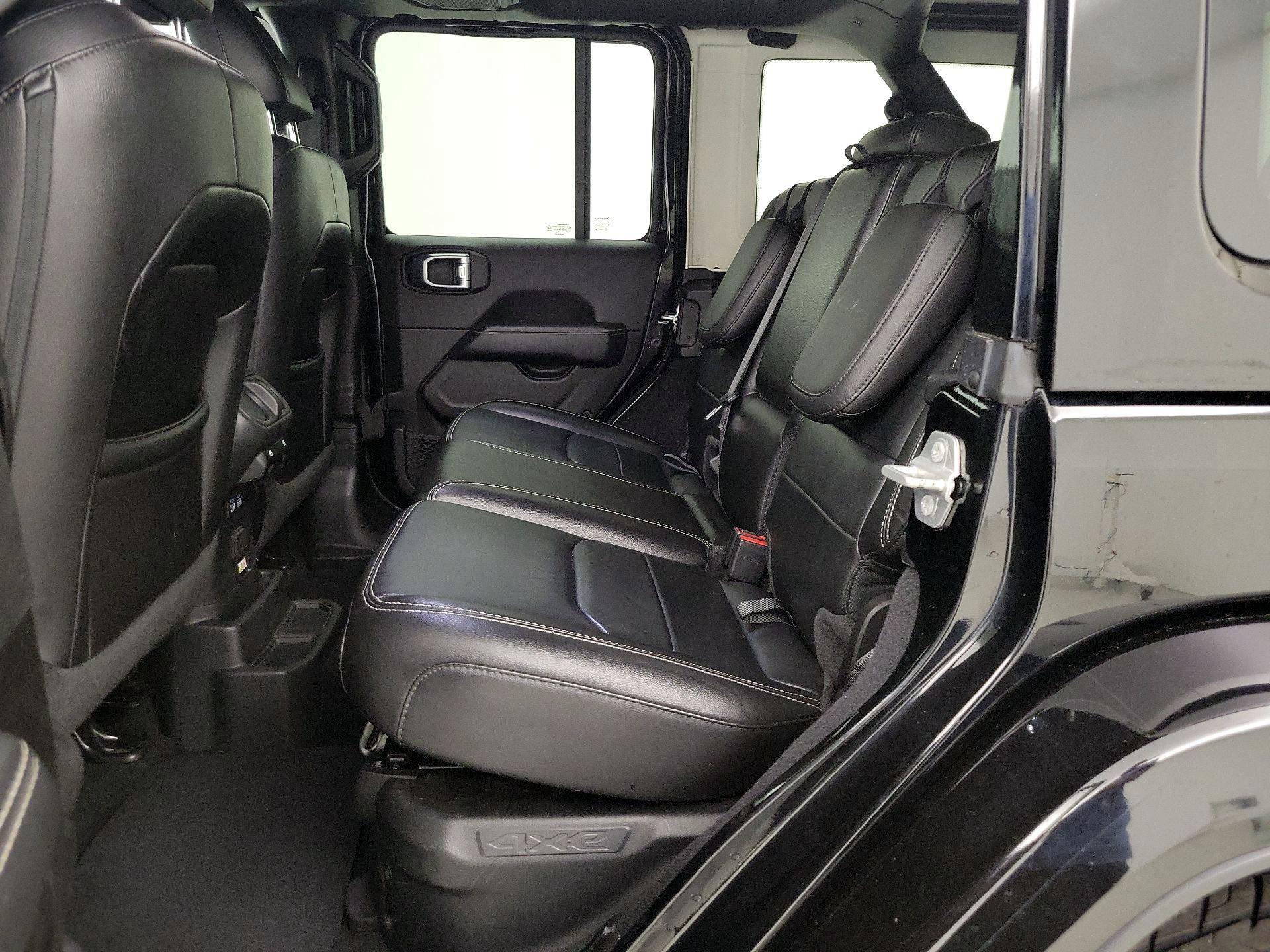 Thumbnail: 2021 Jeep Wrangler - 20