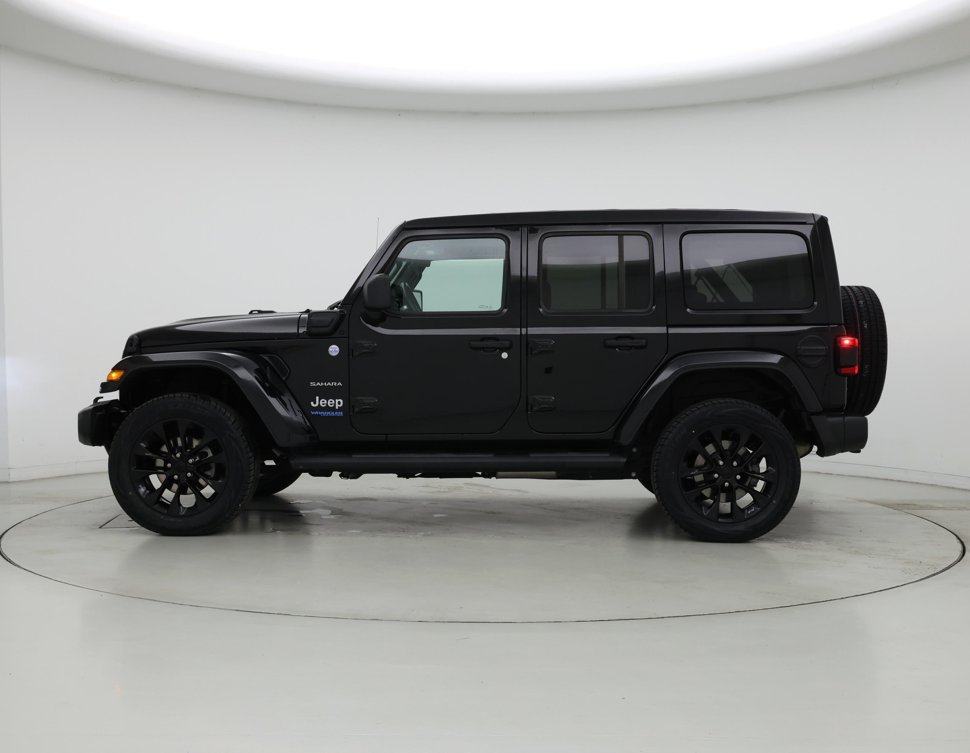 Thumbnail: 2021 Jeep Wrangler - 3