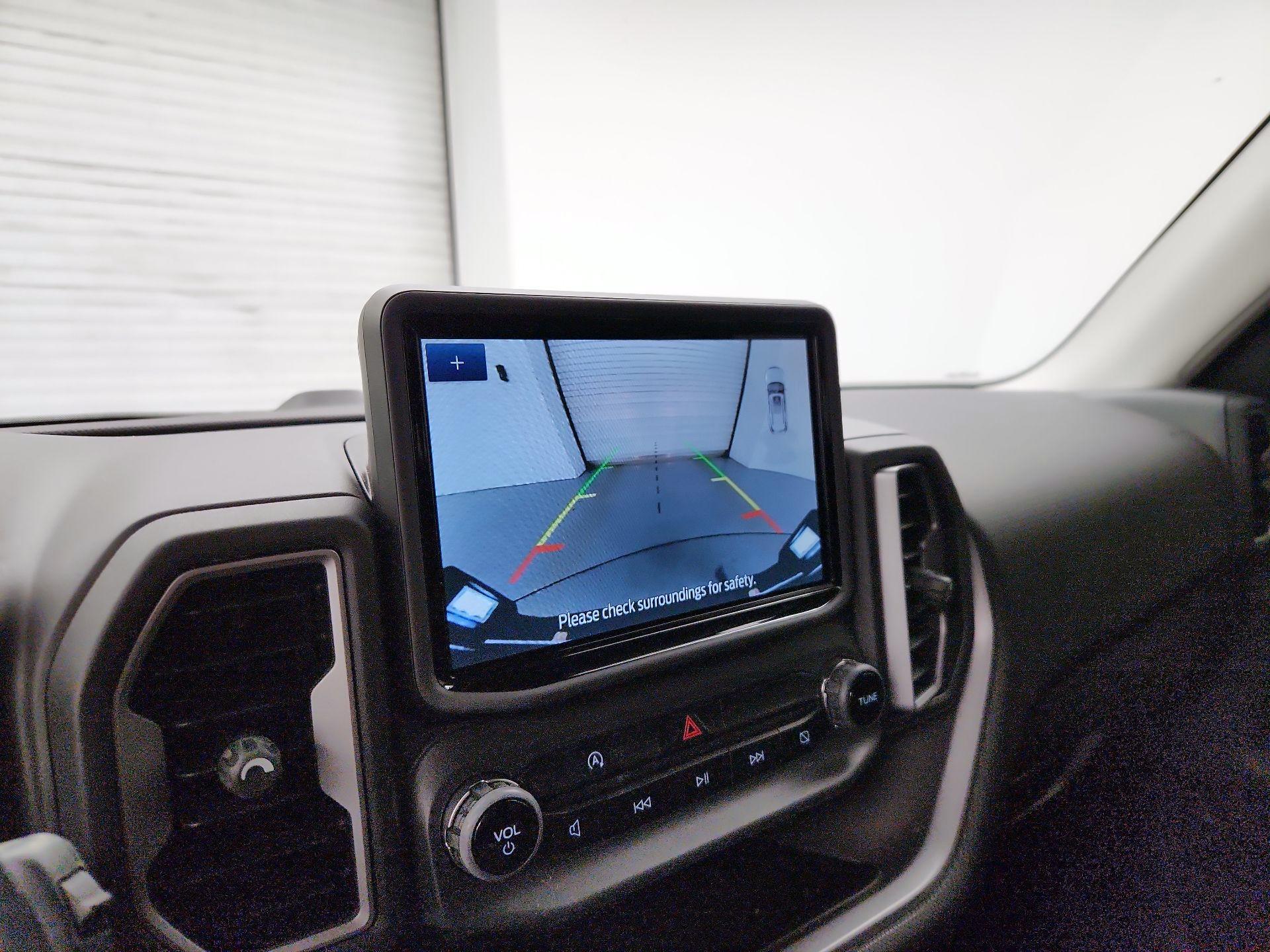 Thumbnail: 2022 Ford Bronco Sport - 14