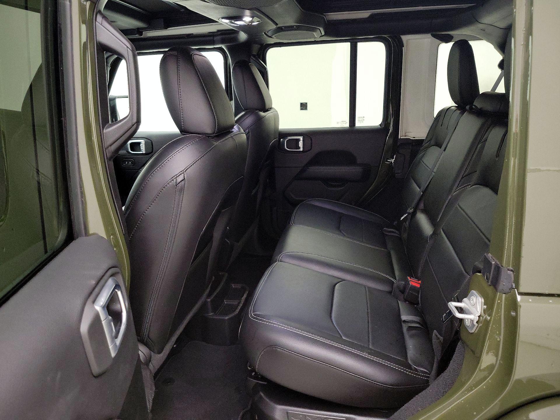 Thumbnail: 2022 Jeep Wrangler - 20