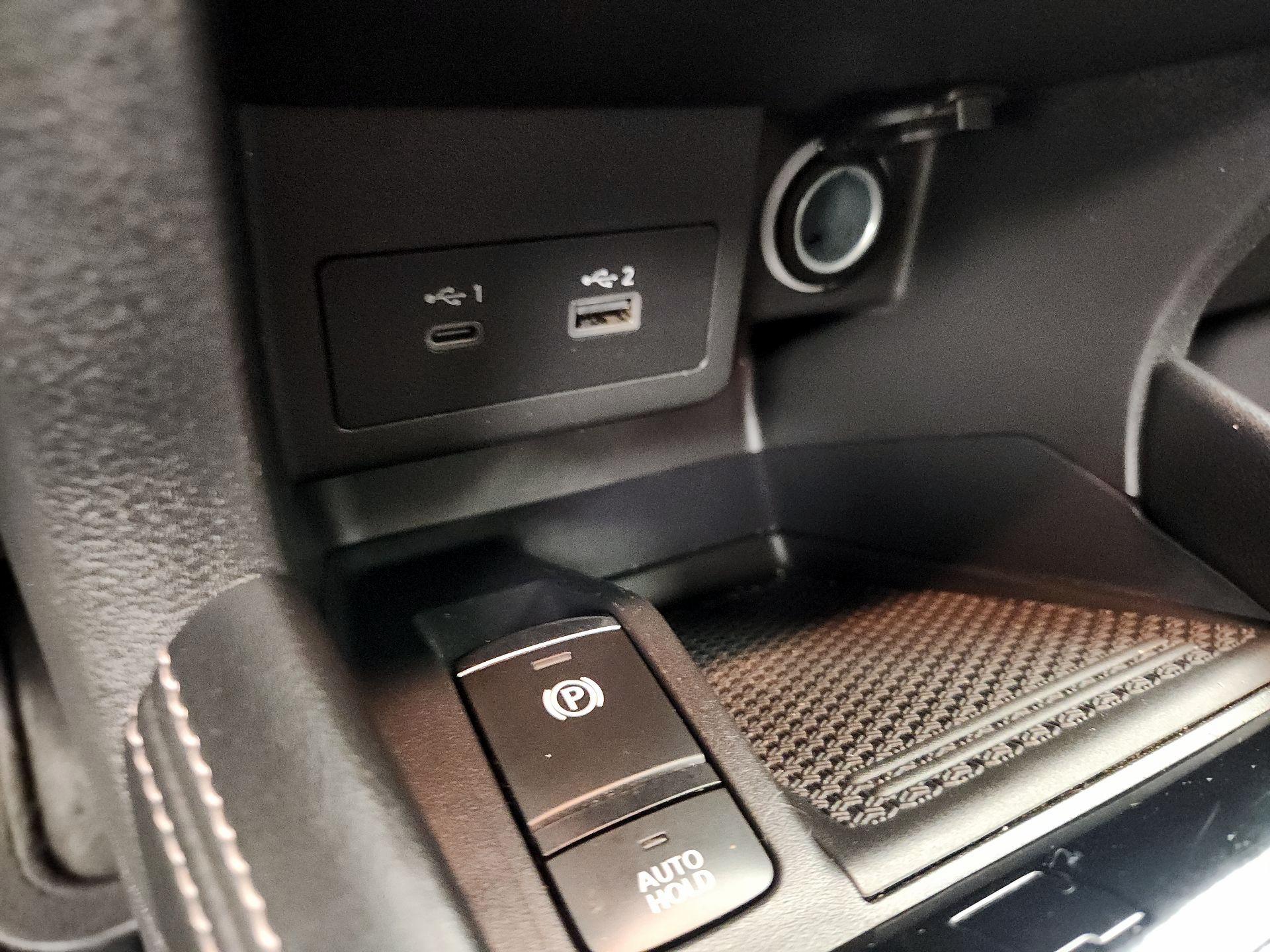 Thumbnail: 2022 Nissan Kicks - 18