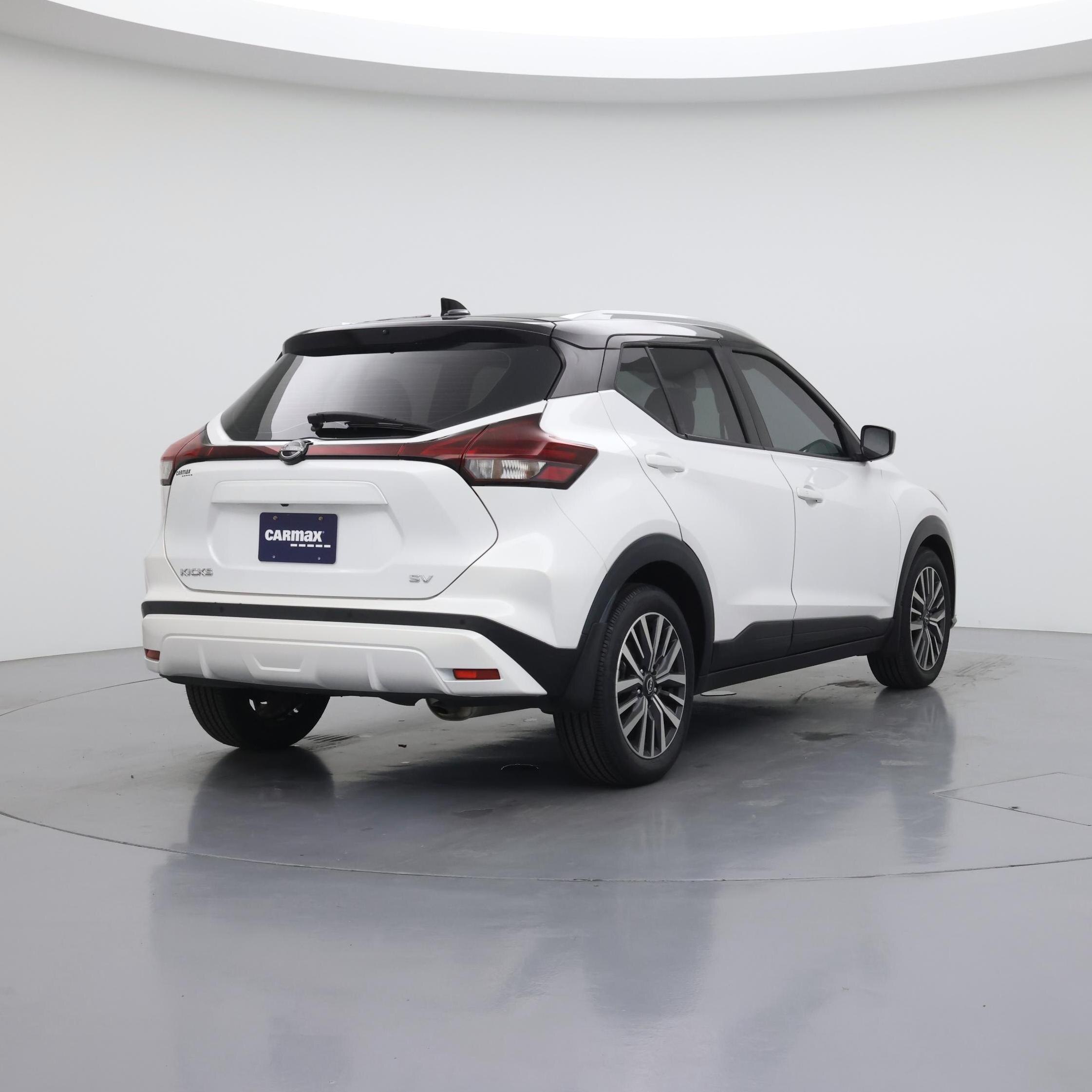 Thumbnail: 2022 Nissan Kicks - 8