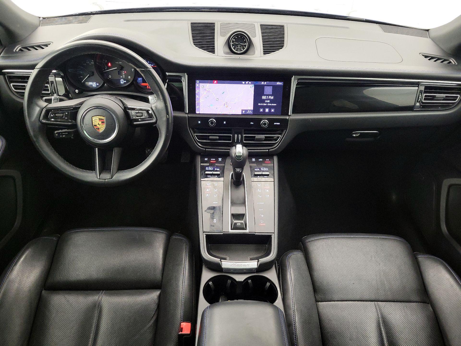 Thumbnail: 2022 Porsche Macan - 9