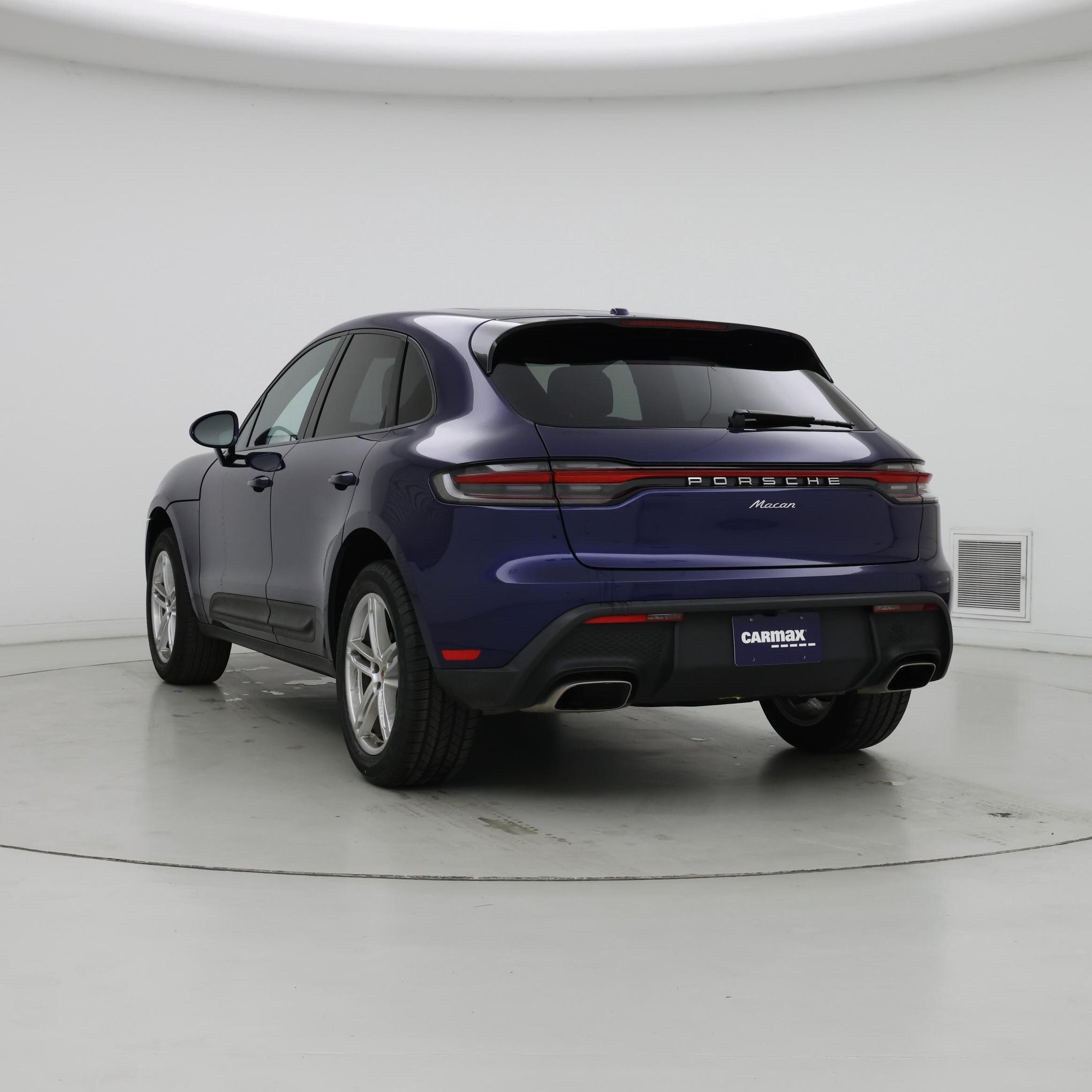Thumbnail: 2022 Porsche Macan - 2
