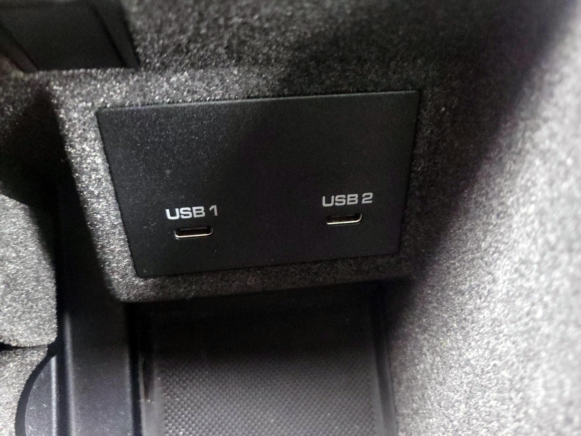 Thumbnail: 2022 Porsche Macan - 19