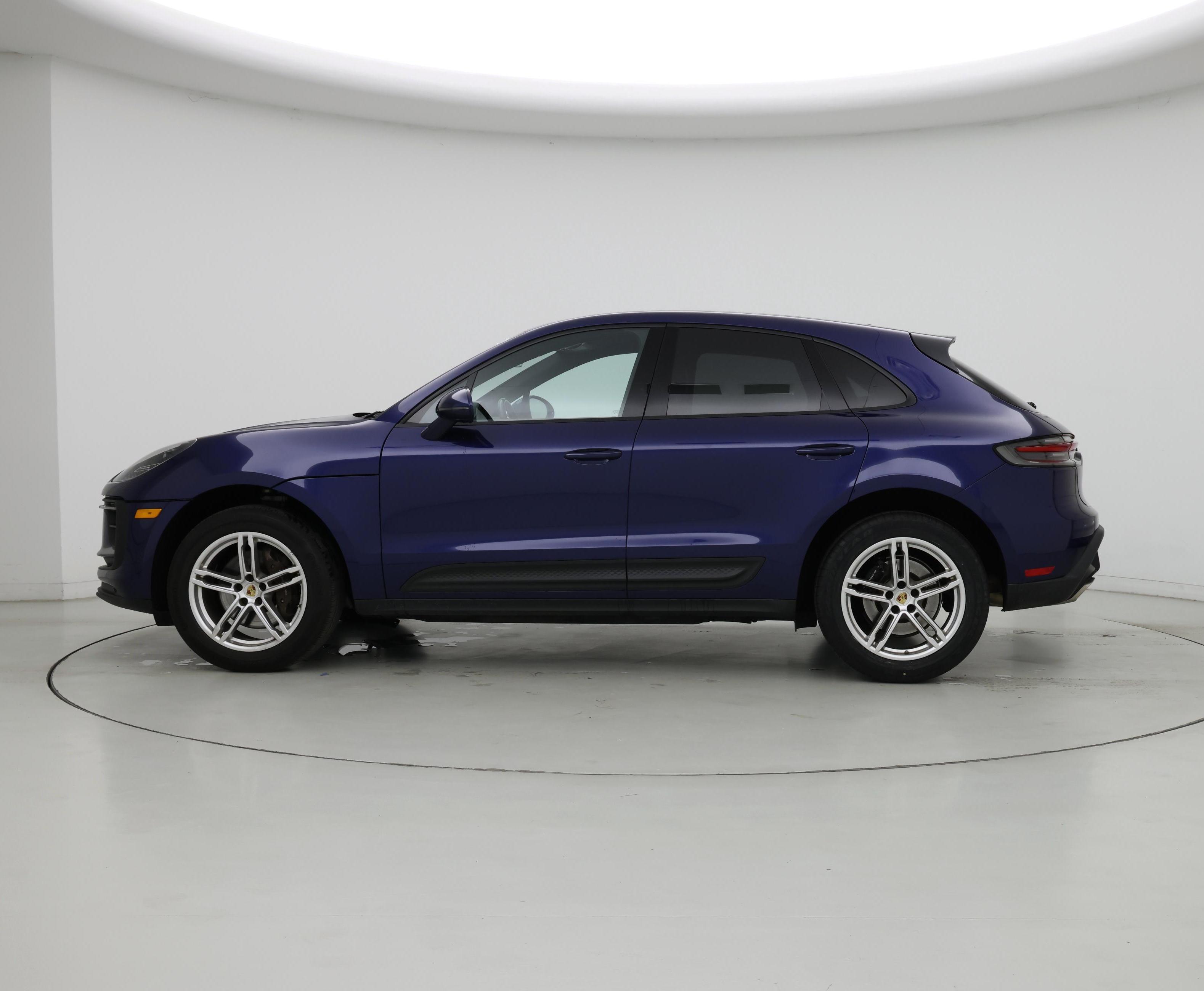 Thumbnail: 2022 Porsche Macan - 3