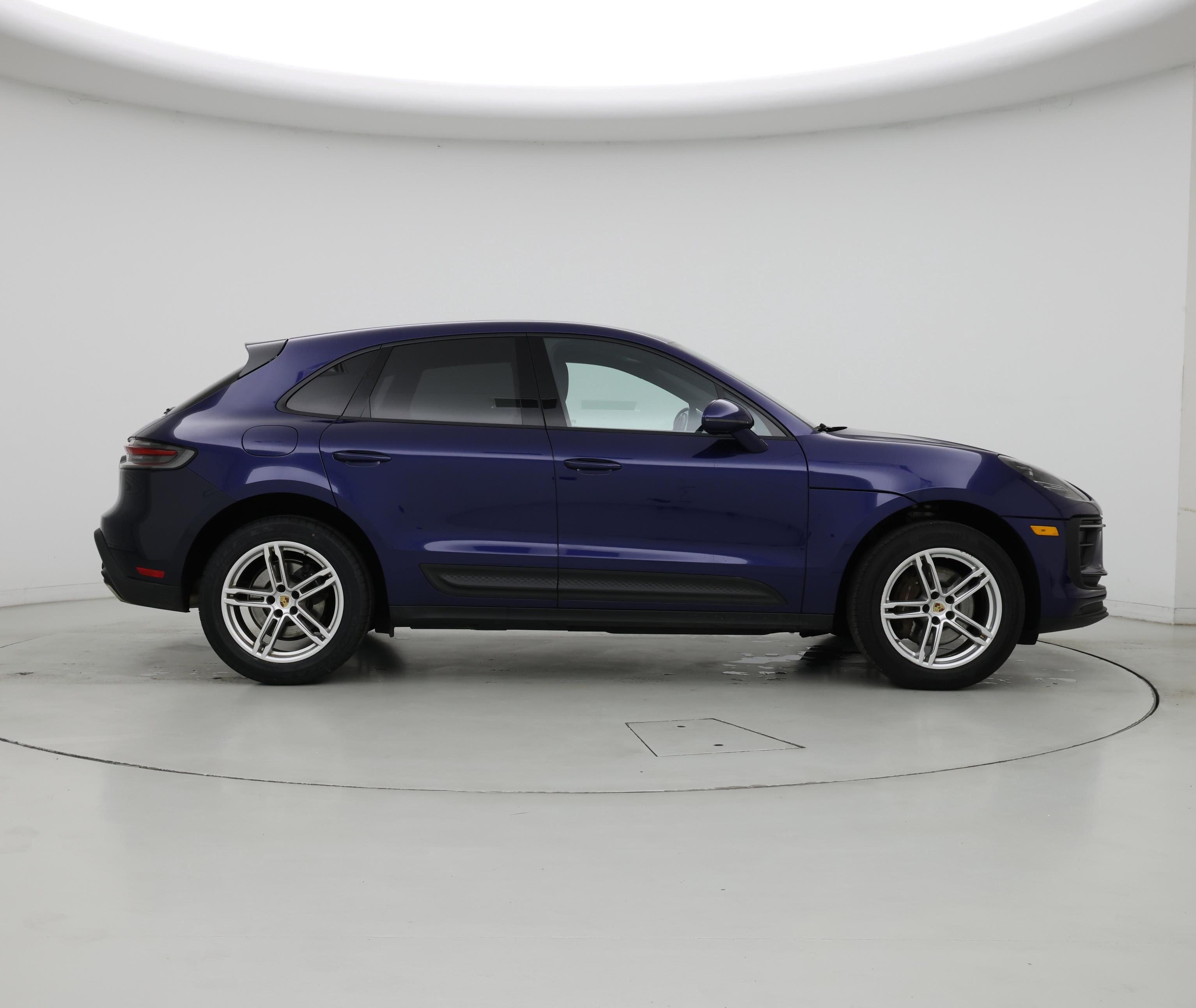 Thumbnail: 2022 Porsche Macan - 7