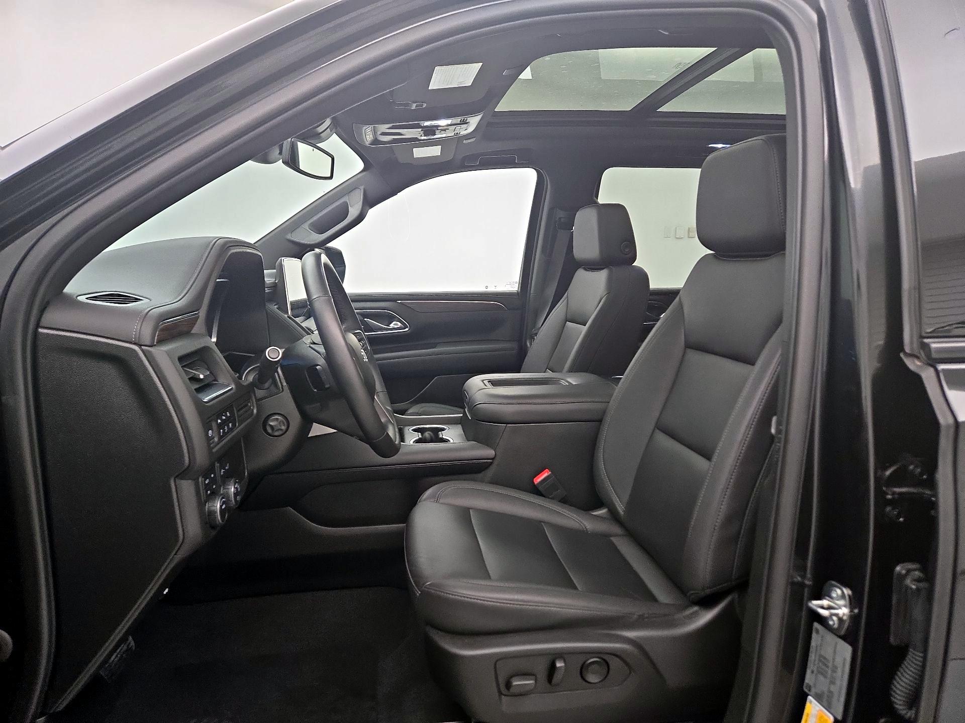 Thumbnail: 2023 Chevrolet Tahoe - 11