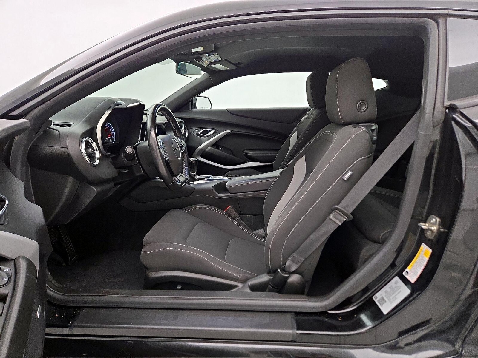 2021 Chevrolet Camaro 1LT - Photo 12