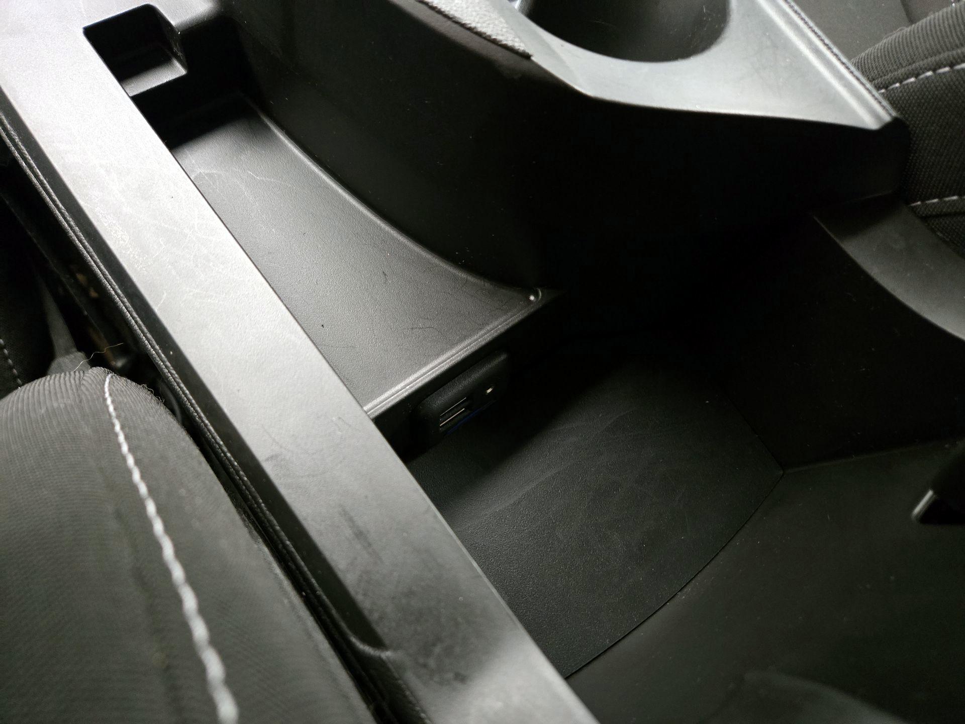 Thumbnail: 2021 Chevrolet Camaro - 18