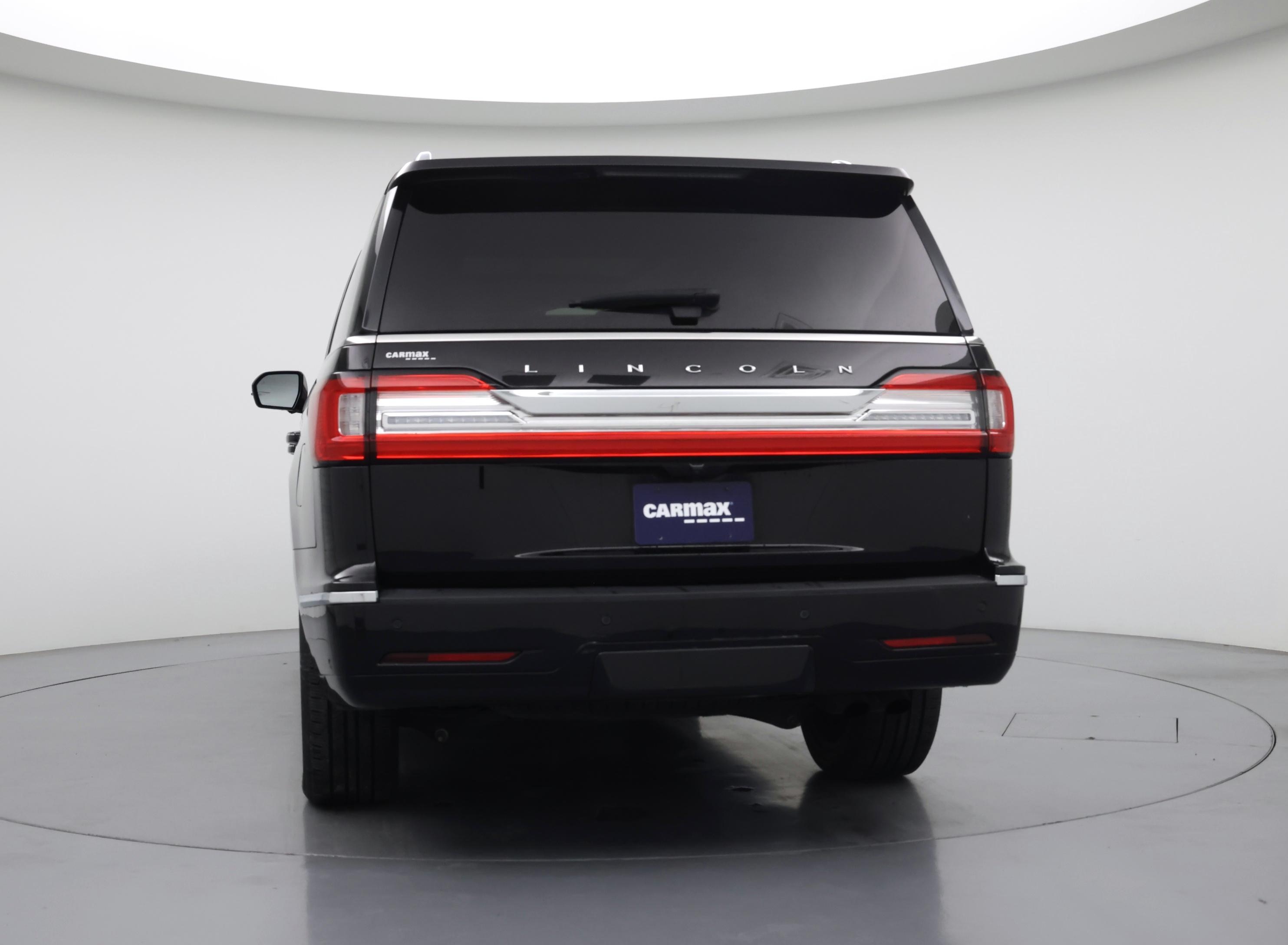 Thumbnail: 2021 Lincoln Navigator L - 6