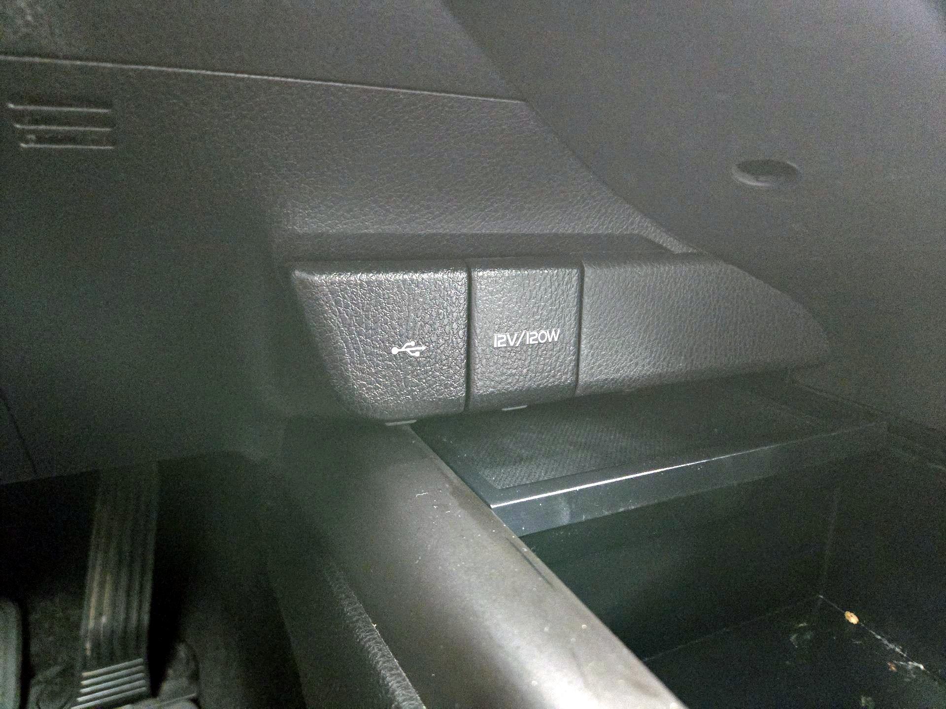 Thumbnail: 2021 Toyota Camry - 18