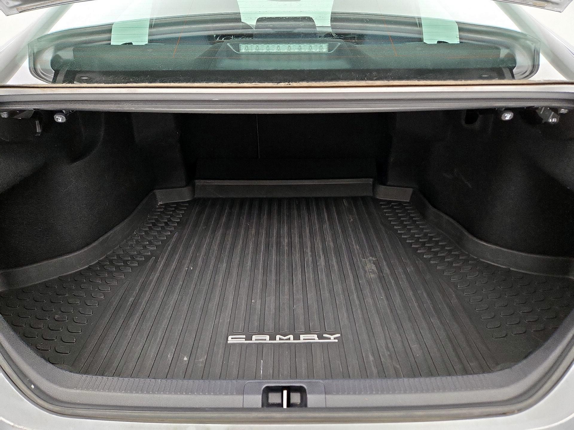 Thumbnail: 2021 Toyota Camry - 20