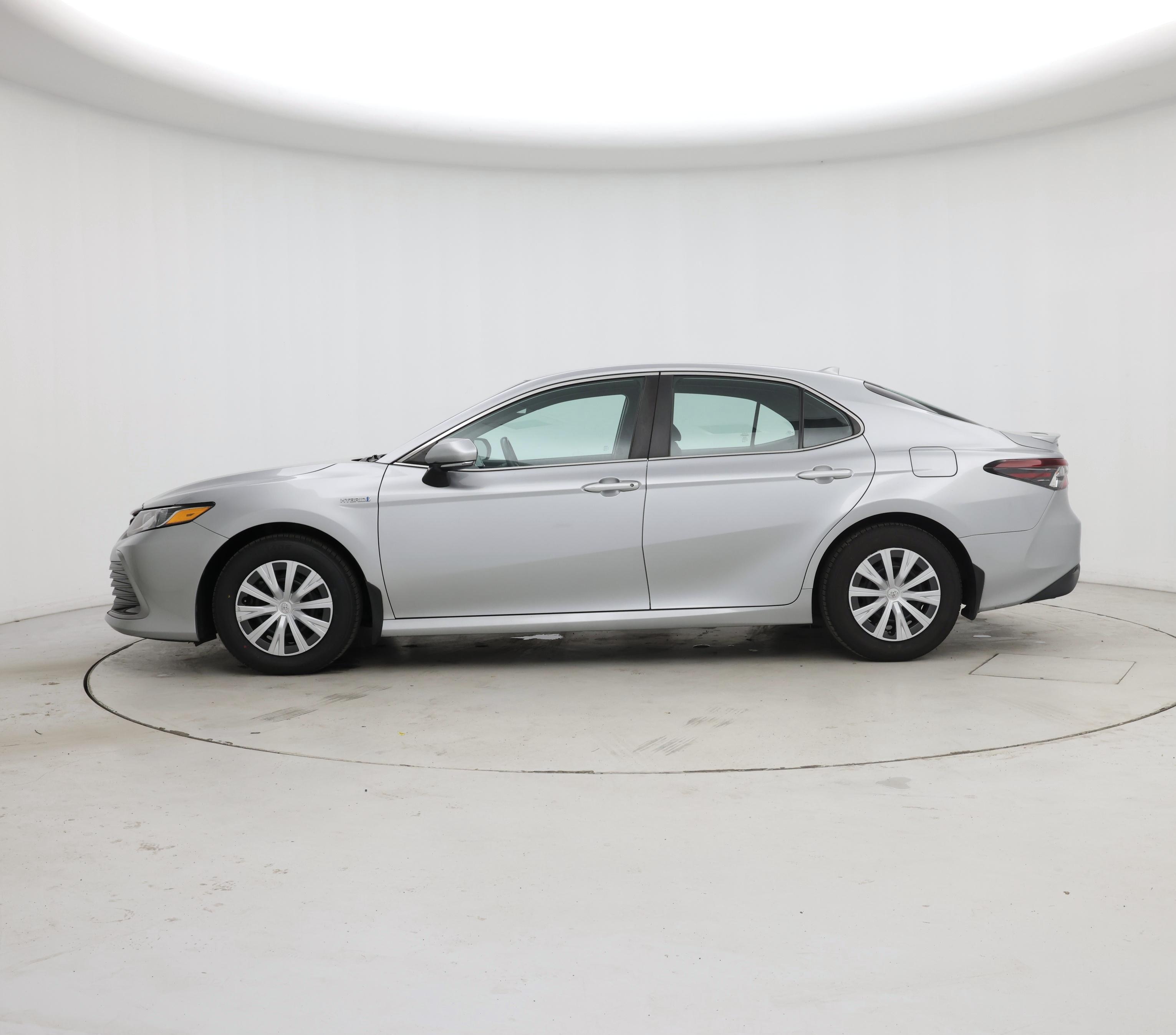 Thumbnail: 2021 Toyota Camry - 3