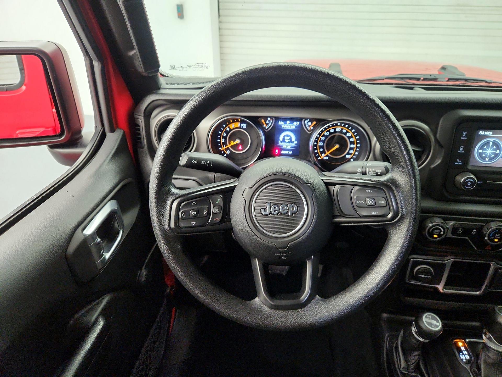 Thumbnail: 2021 Jeep Gladiator - 10