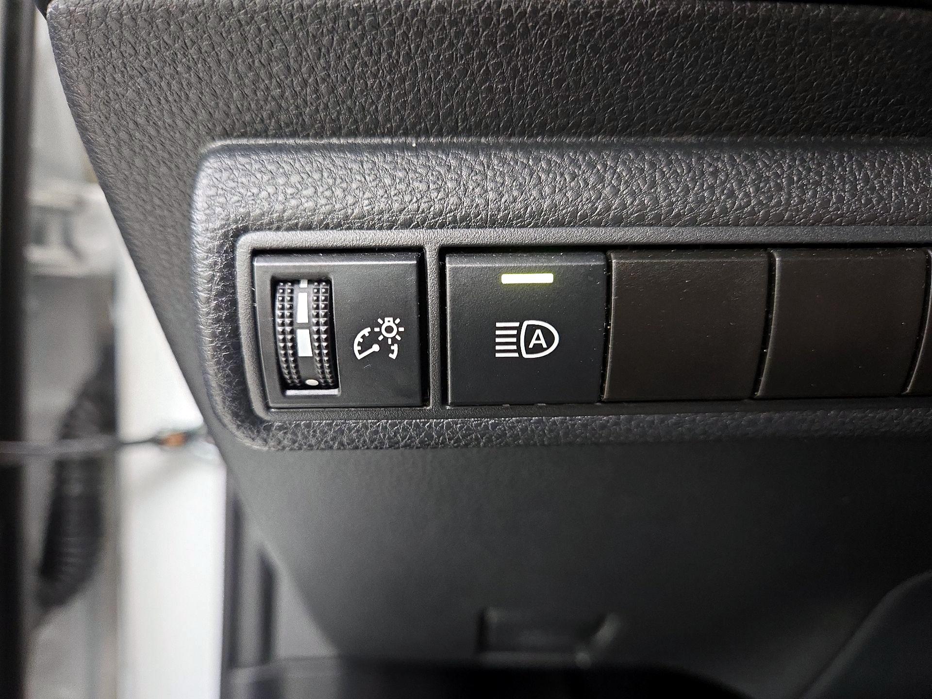 Thumbnail: 2021 Toyota Corolla - 13