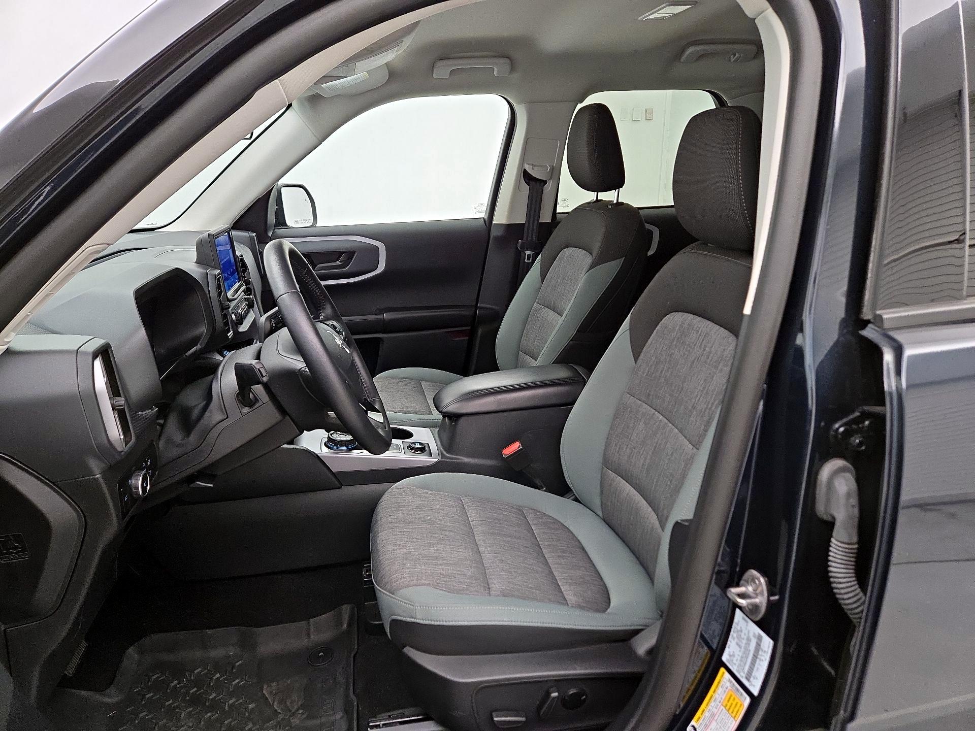 Thumbnail: 2023 Ford Bronco Sport - 11