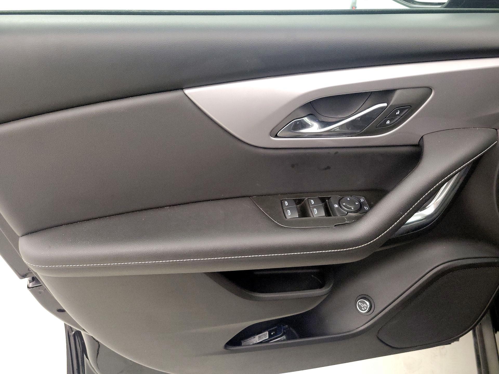 Thumbnail: 2024 Chevrolet Blazer - 12