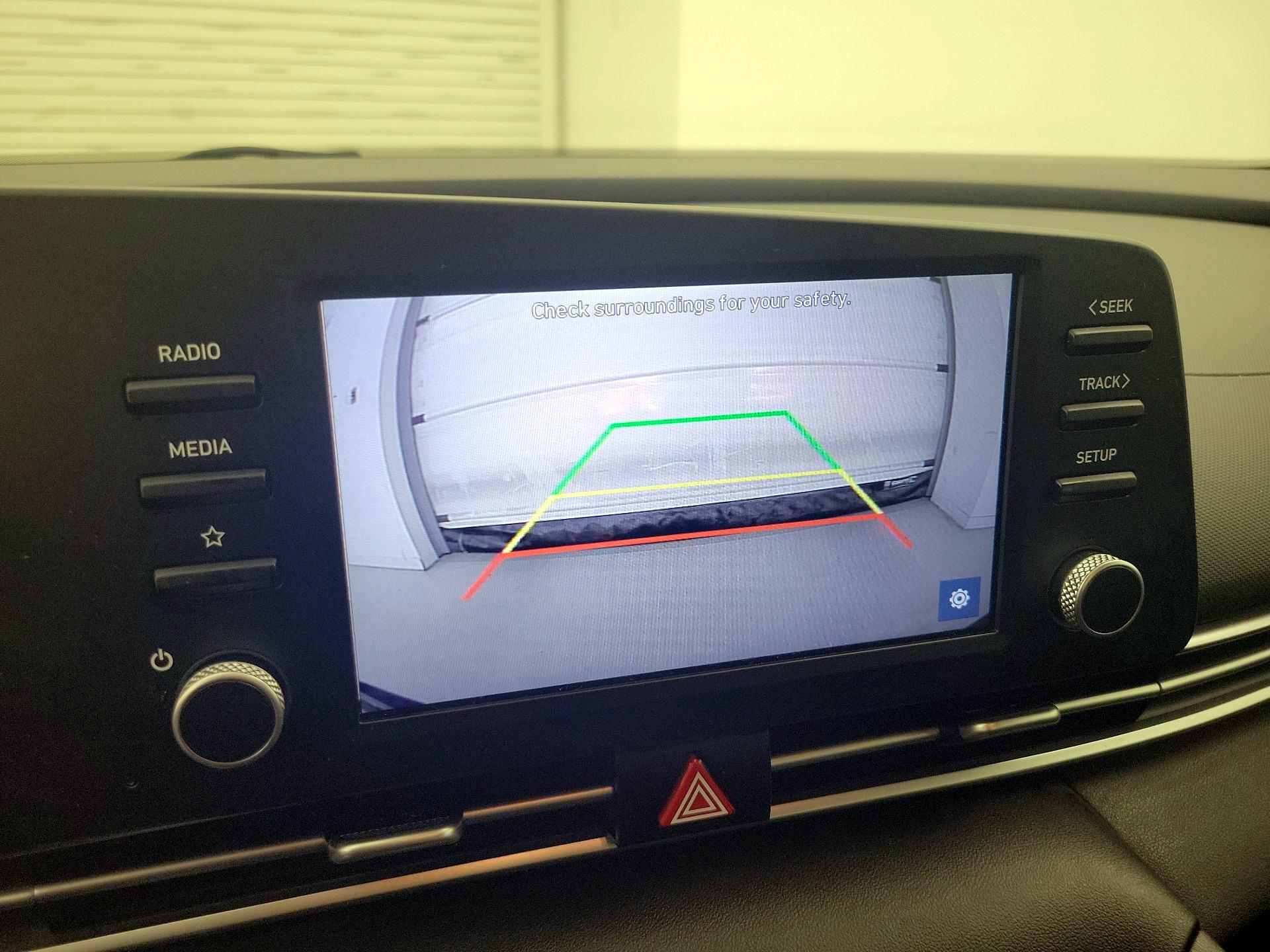 Thumbnail: 2022 Hyundai Elantra - 14