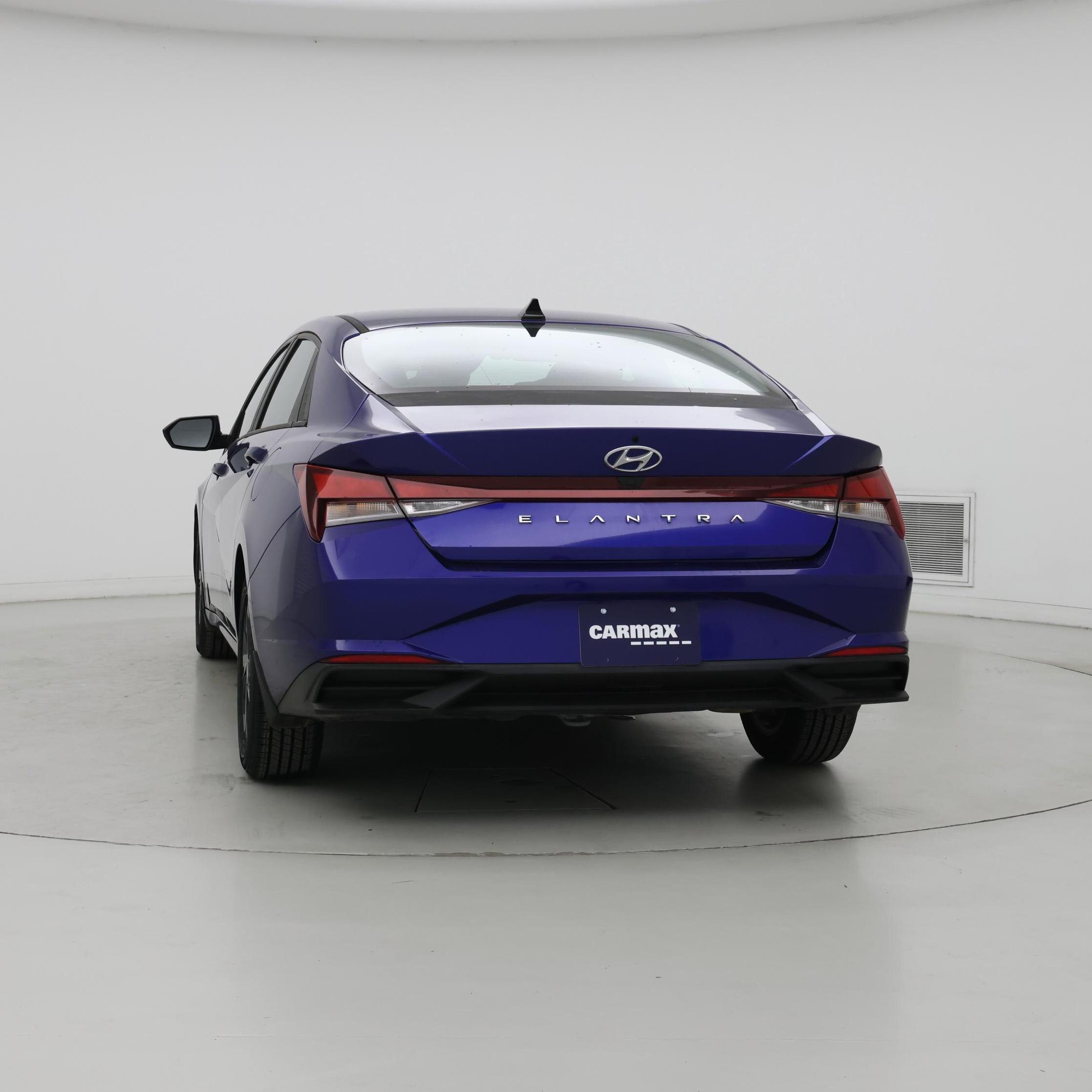 Thumbnail: 2022 Hyundai Elantra - 6