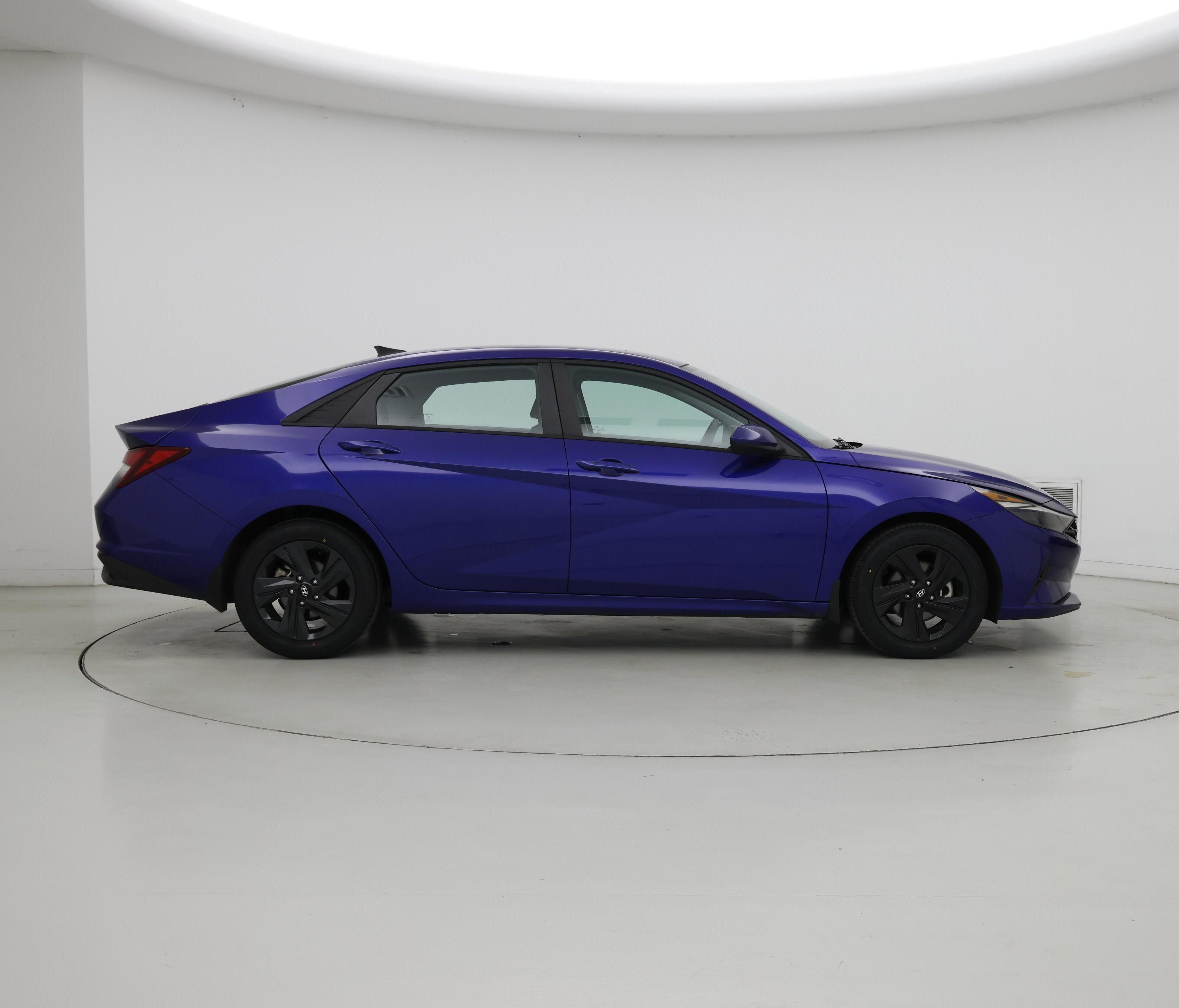 Thumbnail: 2022 Hyundai Elantra - 7