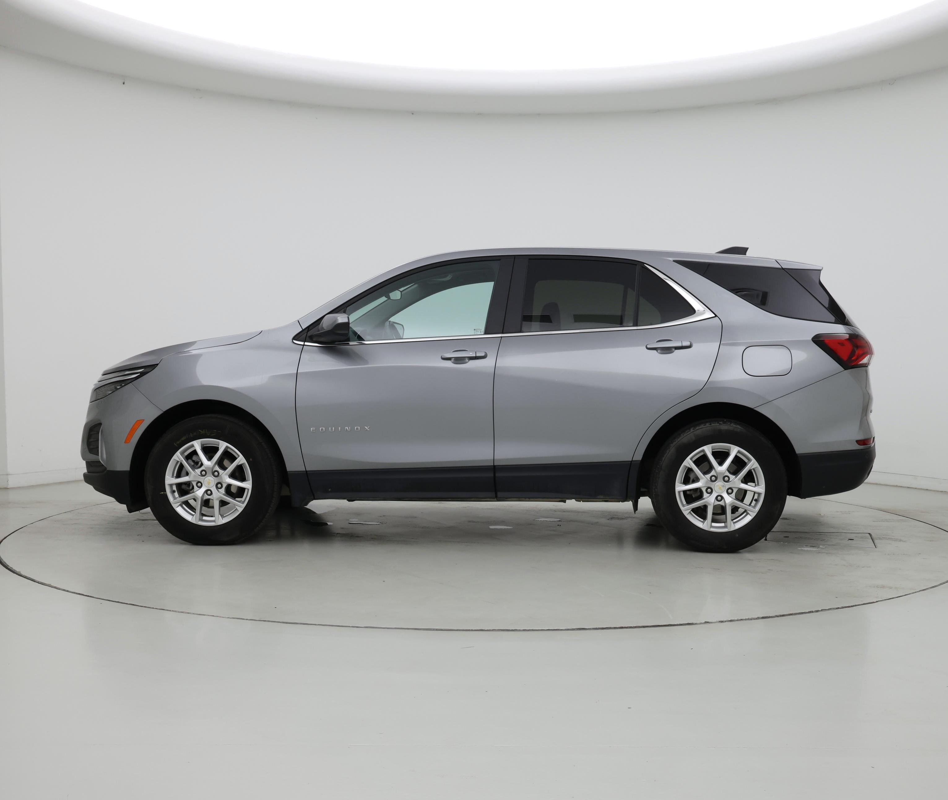 Thumbnail: 2024 Chevrolet Equinox - 3