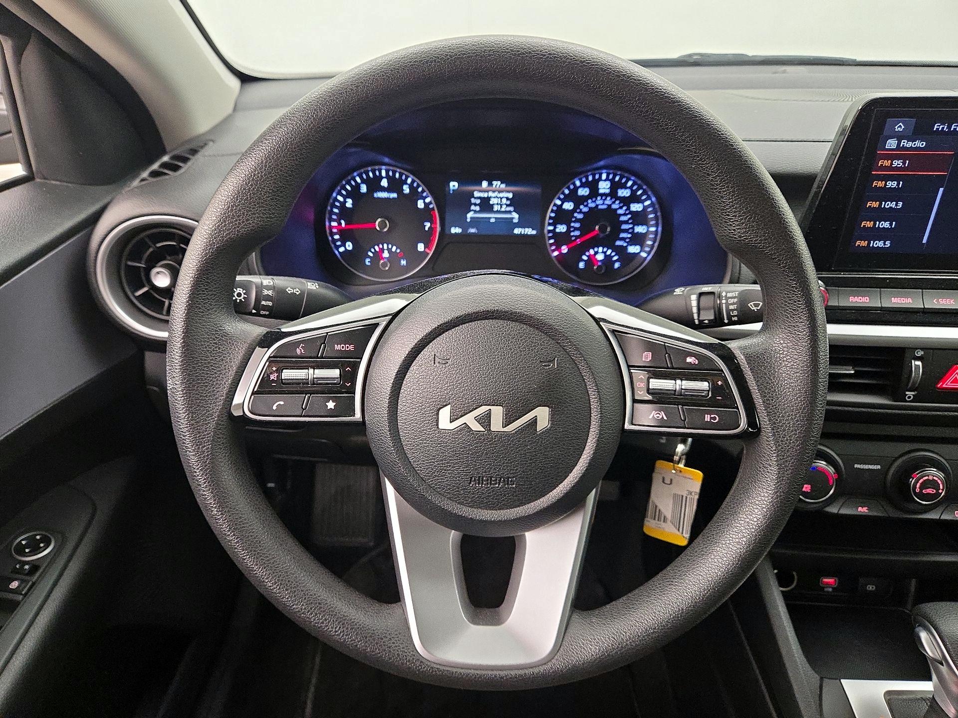 Thumbnail: 2024 Kia Forte - 10