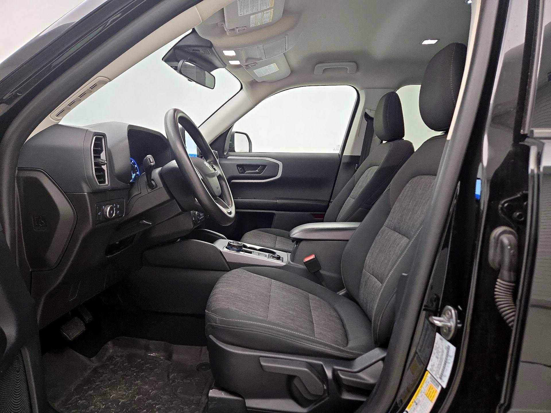 Thumbnail: 2021 Ford Bronco Sport - 11