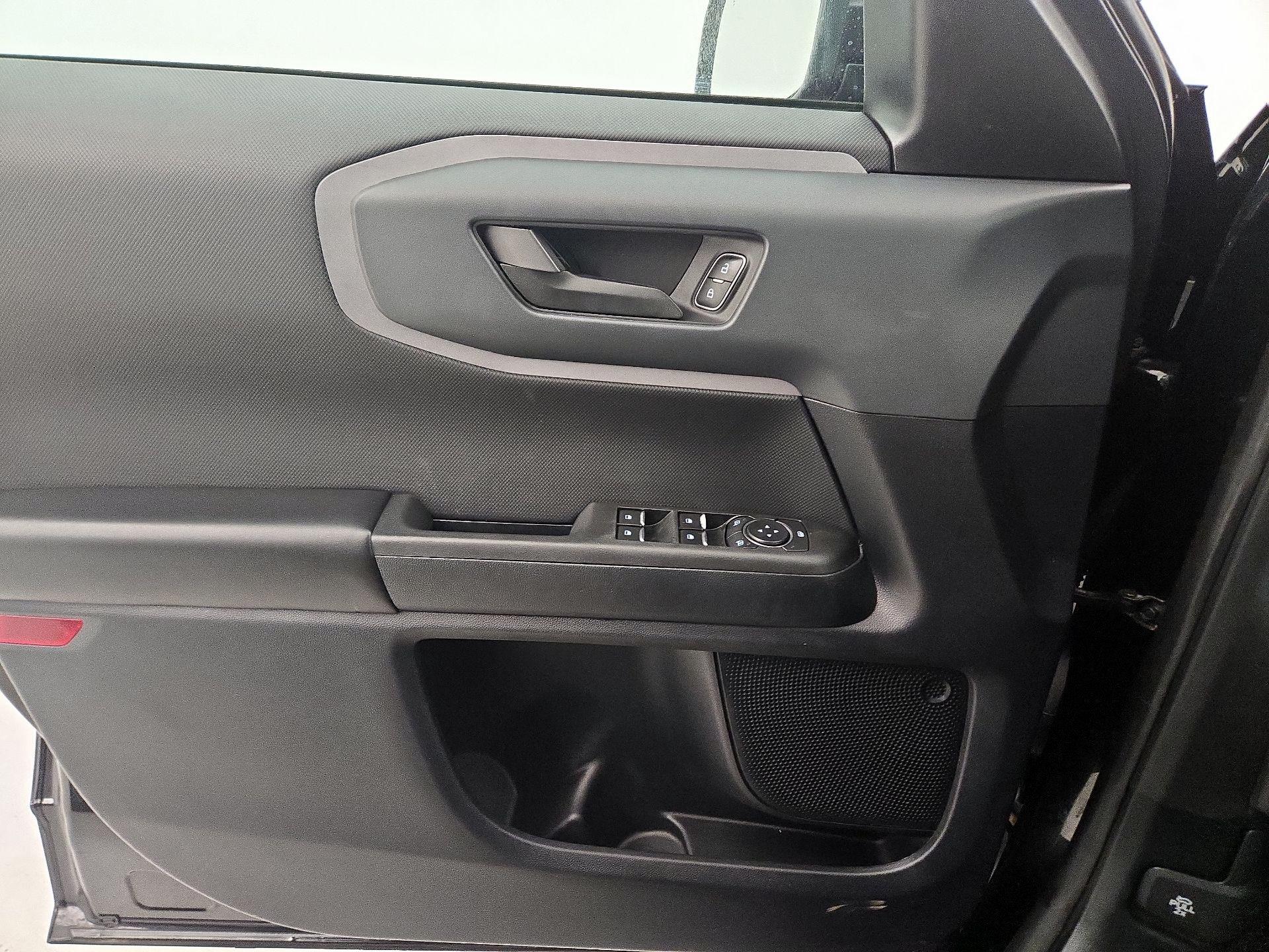 Thumbnail: 2021 Ford Bronco Sport - 12