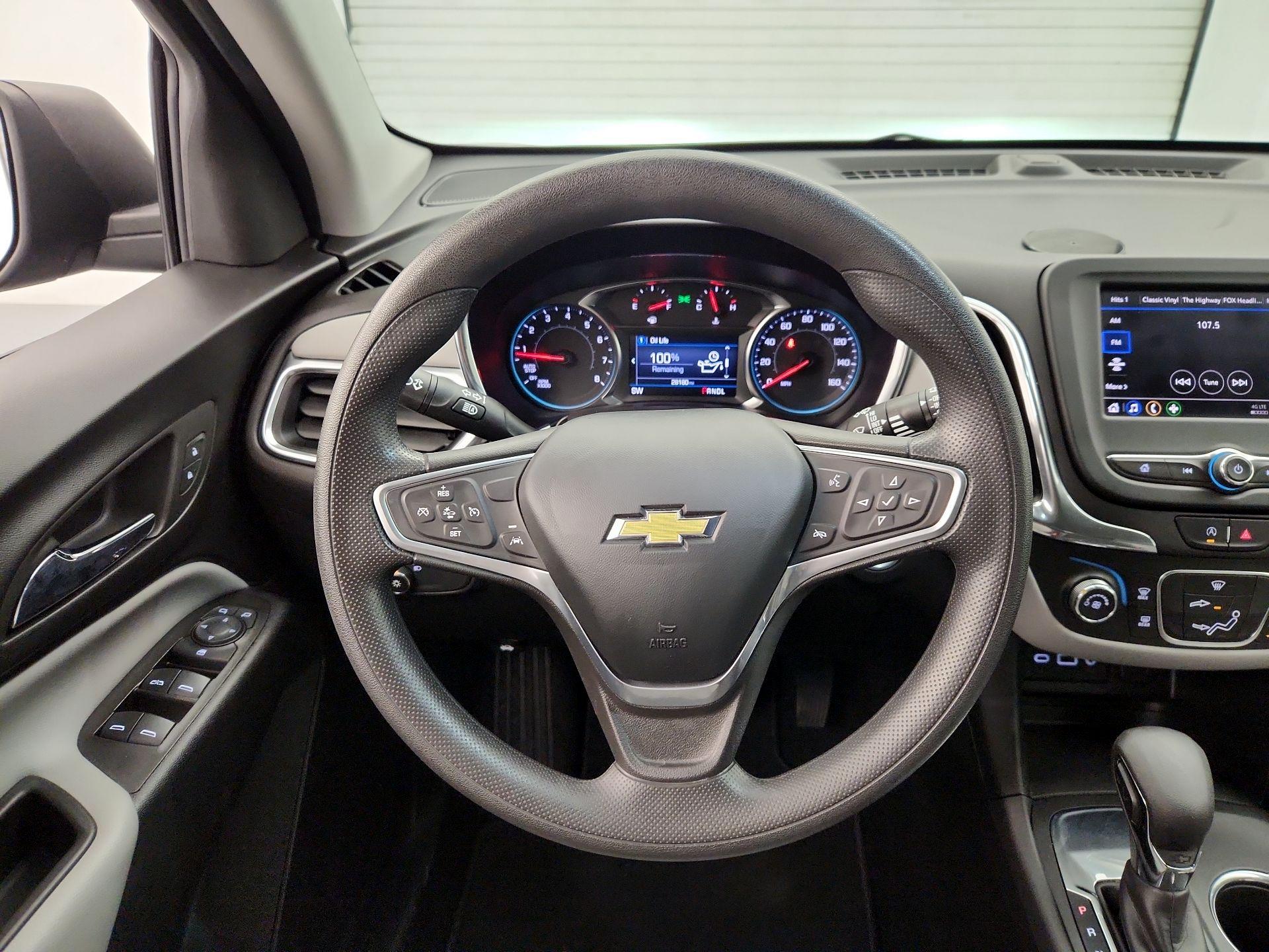 Thumbnail: 2022 Chevrolet Equinox - 10