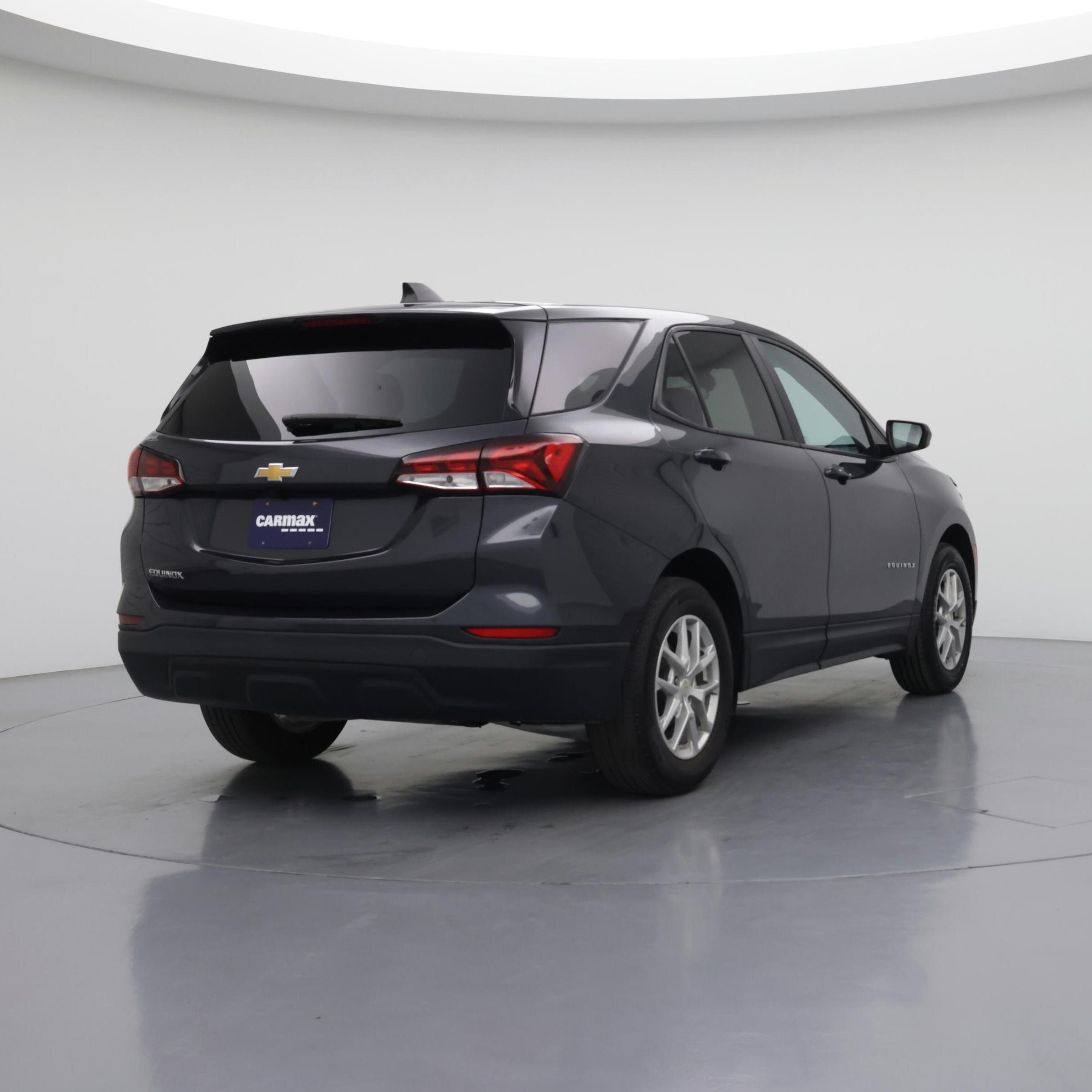 Thumbnail: 2022 Chevrolet Equinox - 8