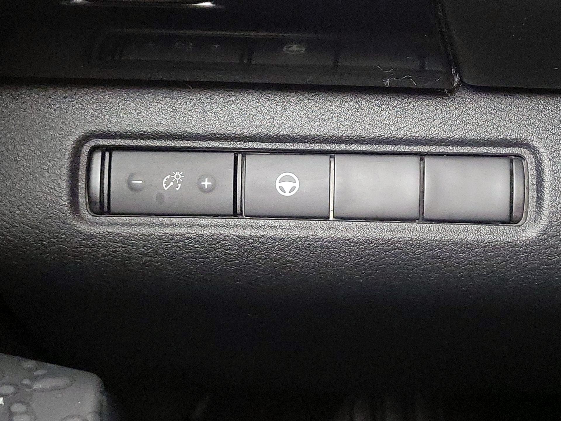 Thumbnail: 2023 Nissan Pathfinder - 13