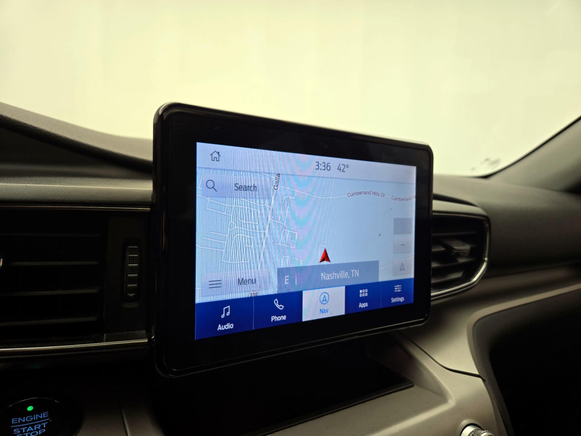 Thumbnail: 2020 Ford Explorer - 14