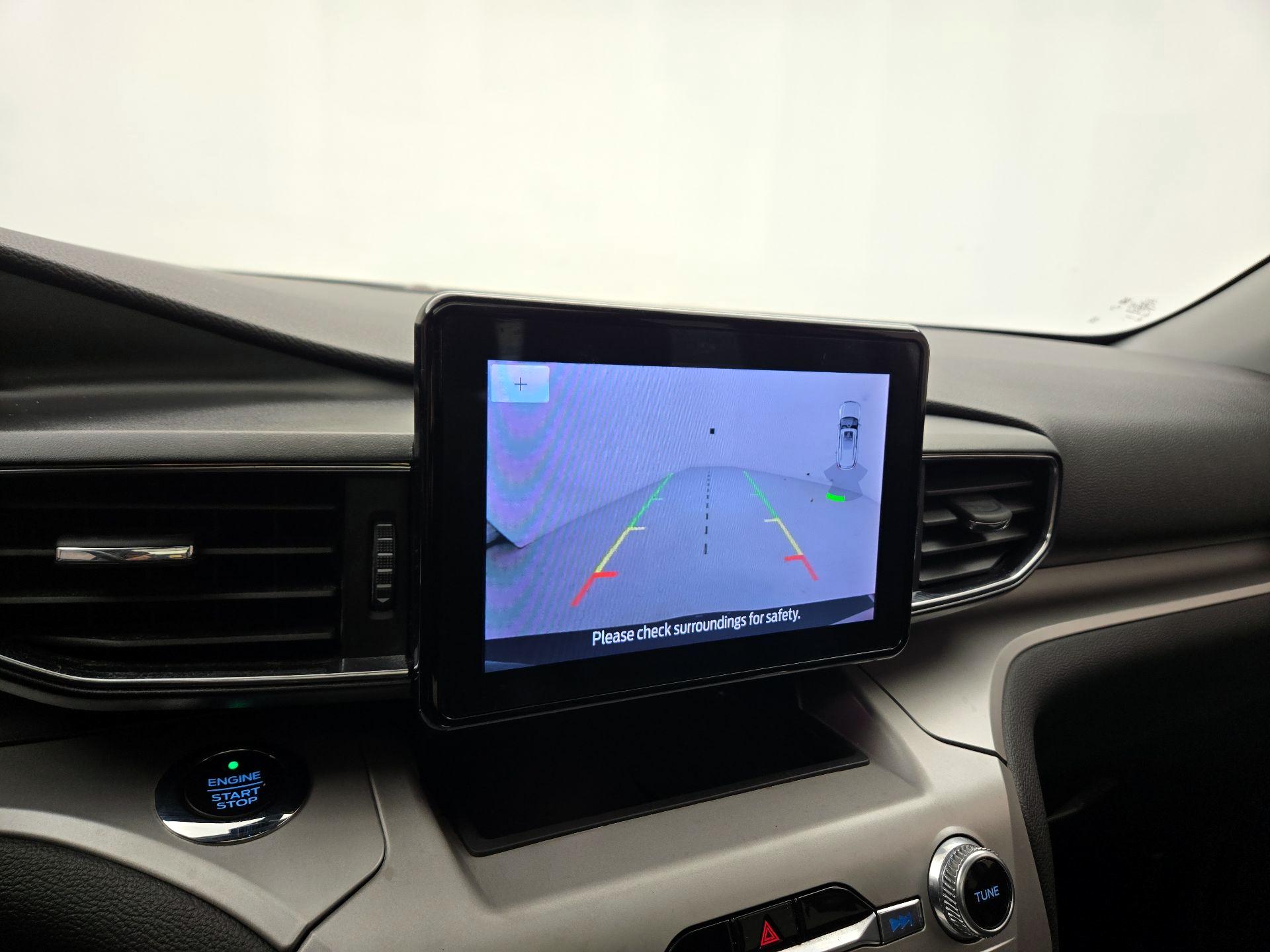 Thumbnail: 2020 Ford Explorer - 15