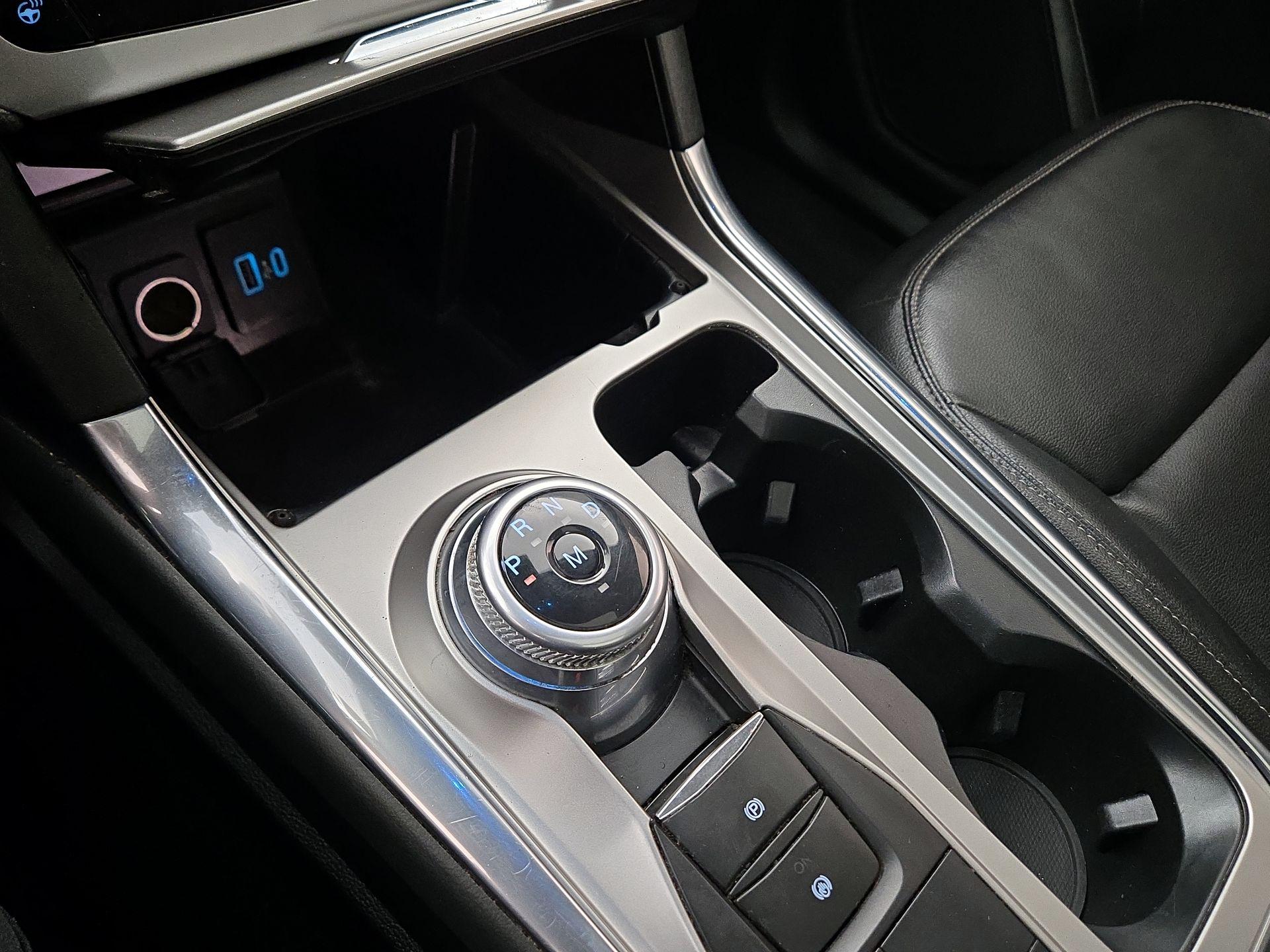 Thumbnail: 2020 Ford Explorer - 18