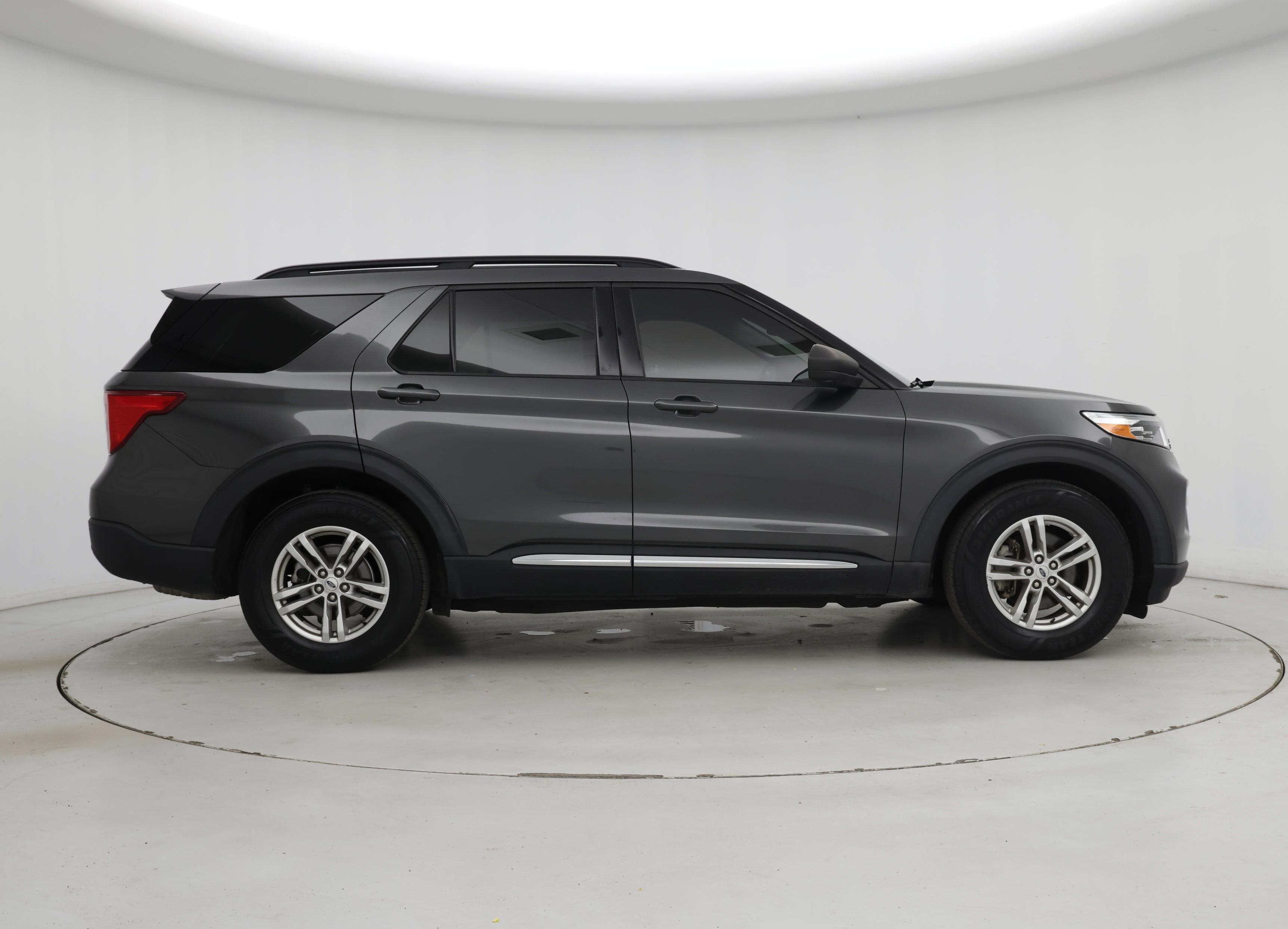 Thumbnail: 2020 Ford Explorer - 7