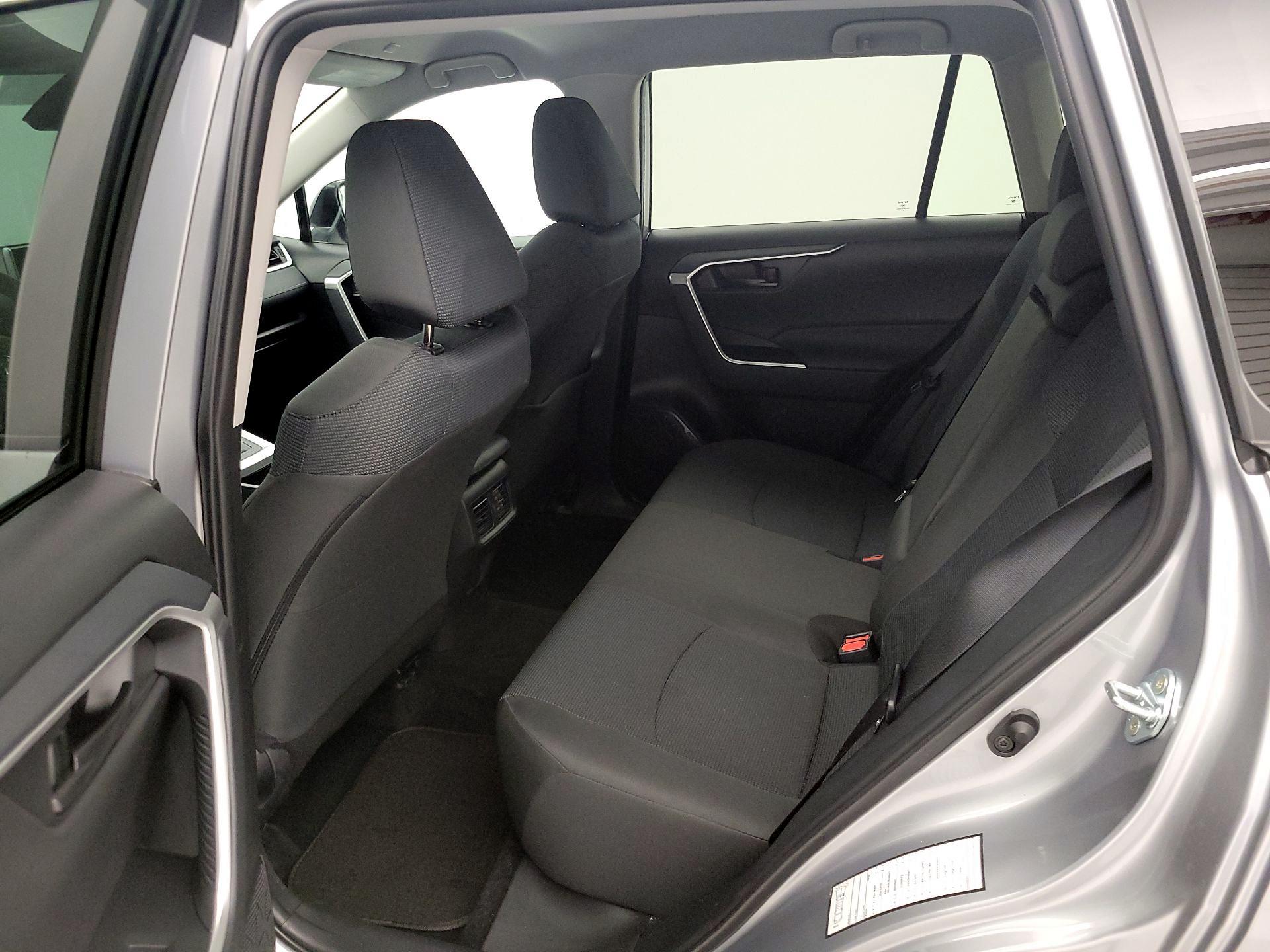 Thumbnail: 2025 Toyota RAV4 - 19