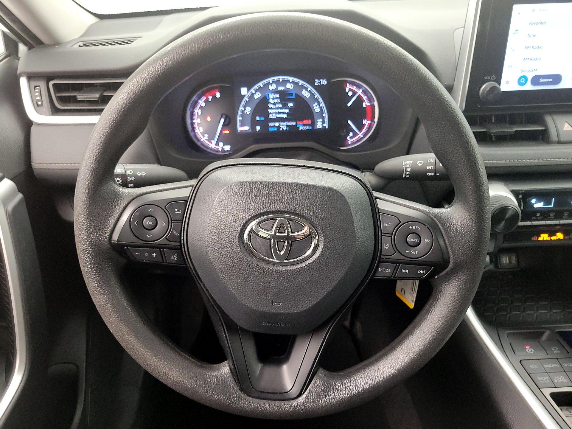 Thumbnail: 2024 Toyota RAV4 - 10