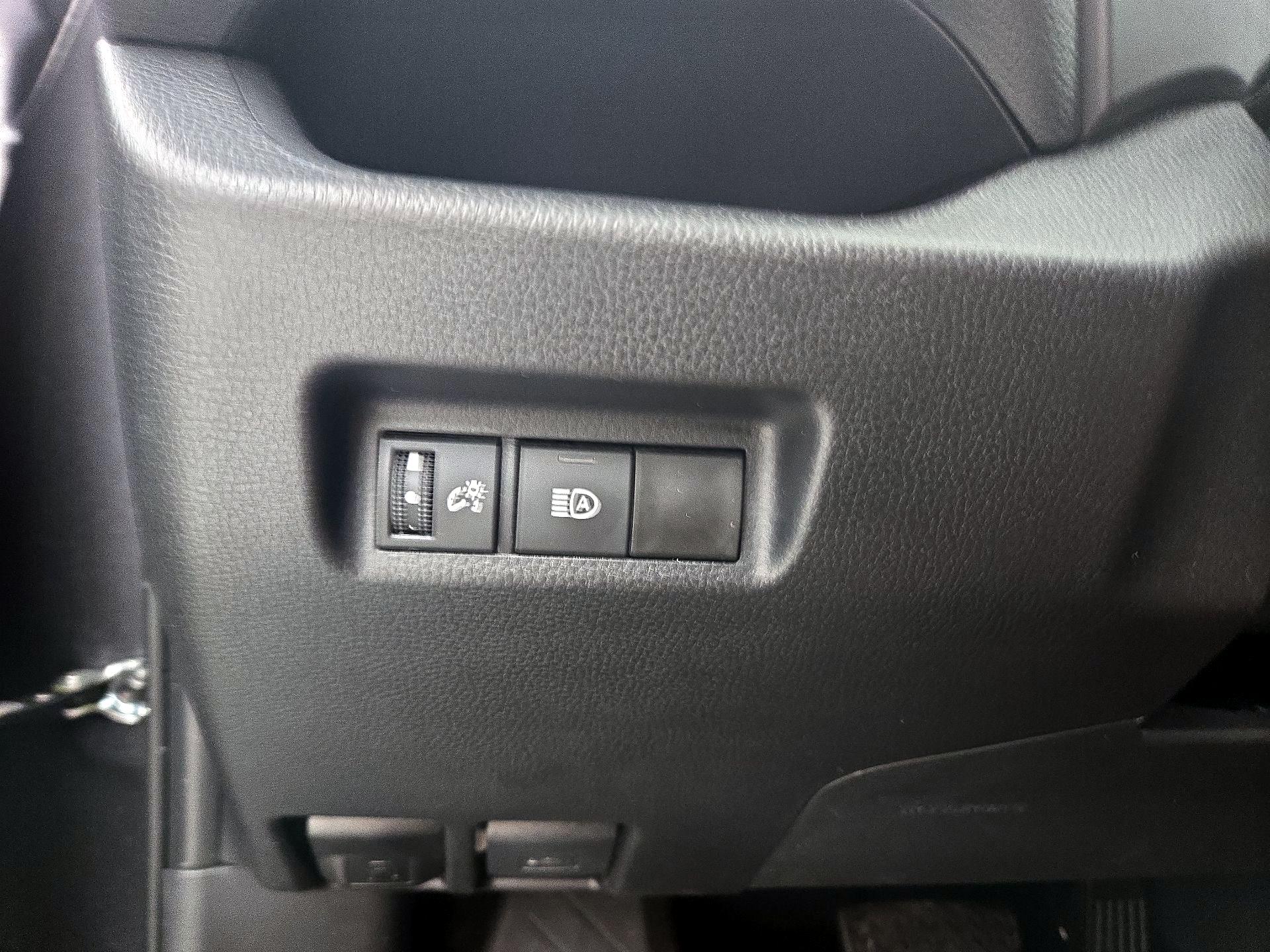 Thumbnail: 2025 Toyota RAV4 - 13