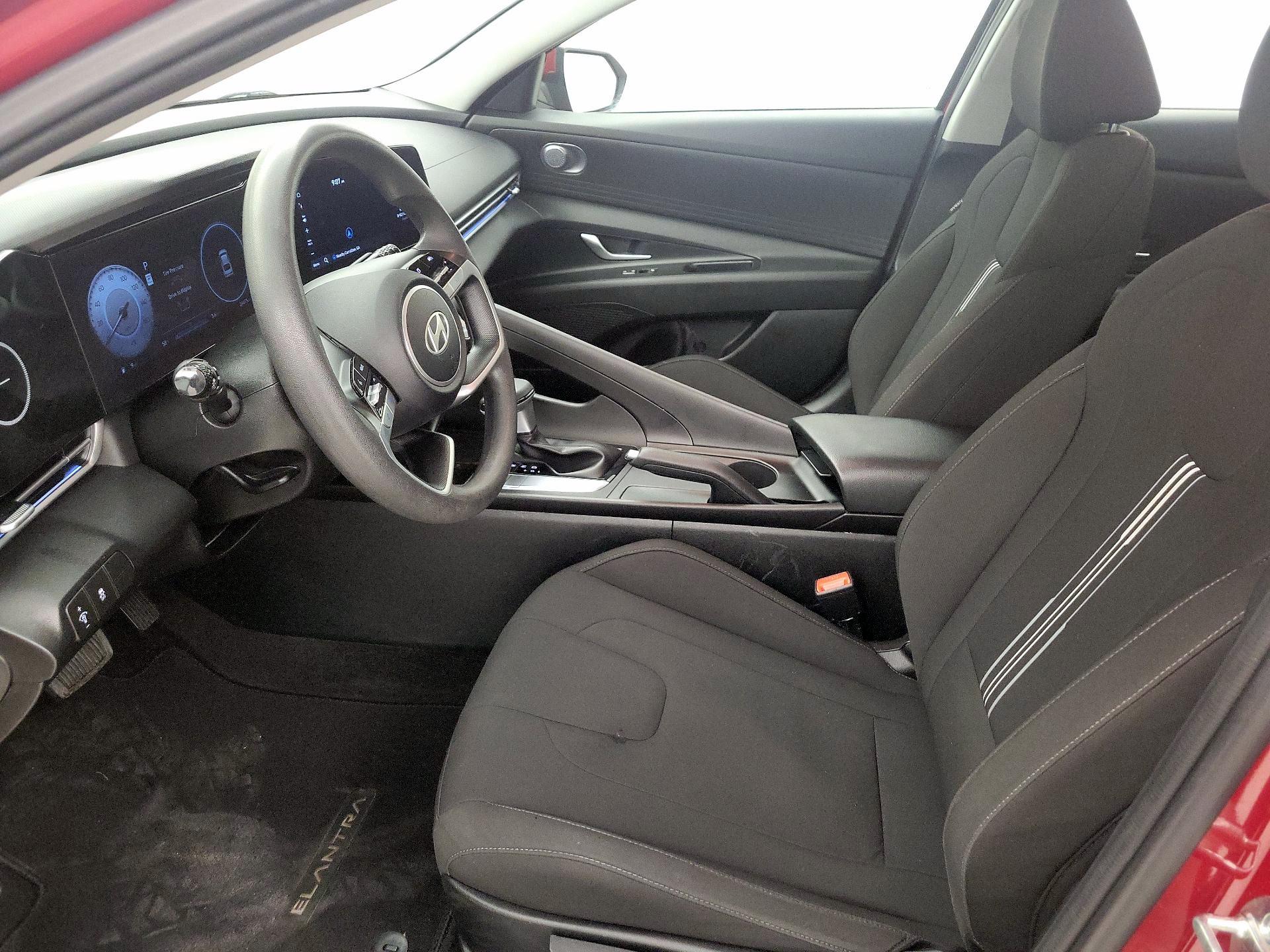 Thumbnail: 2024 Hyundai Elantra - 11