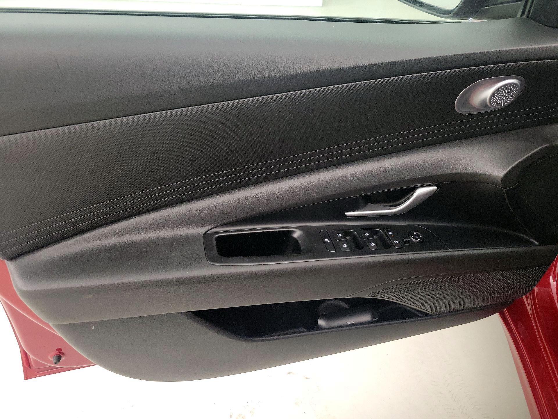 Thumbnail: 2024 Hyundai Elantra - 12