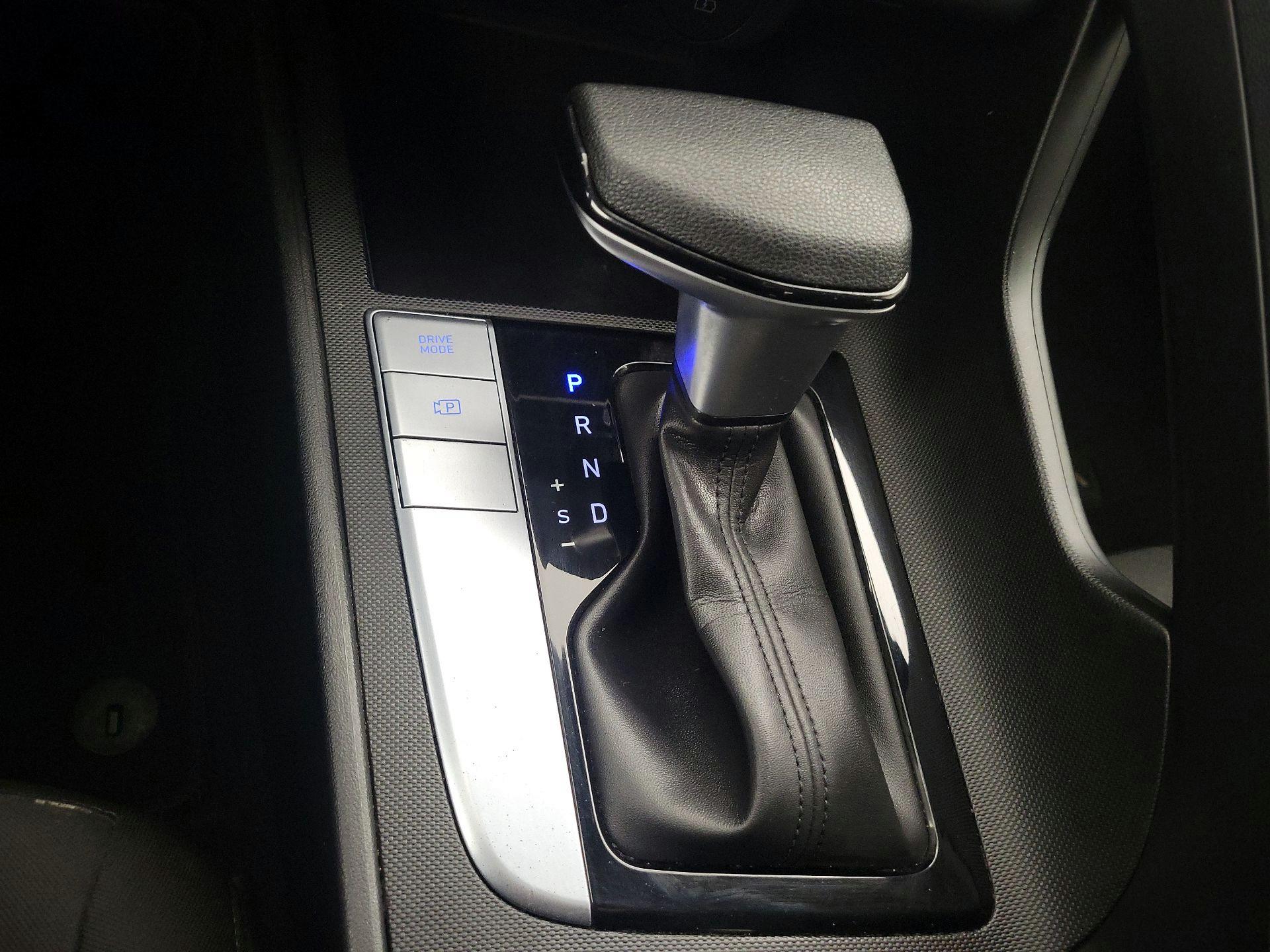 Thumbnail: 2024 Hyundai Elantra - 18