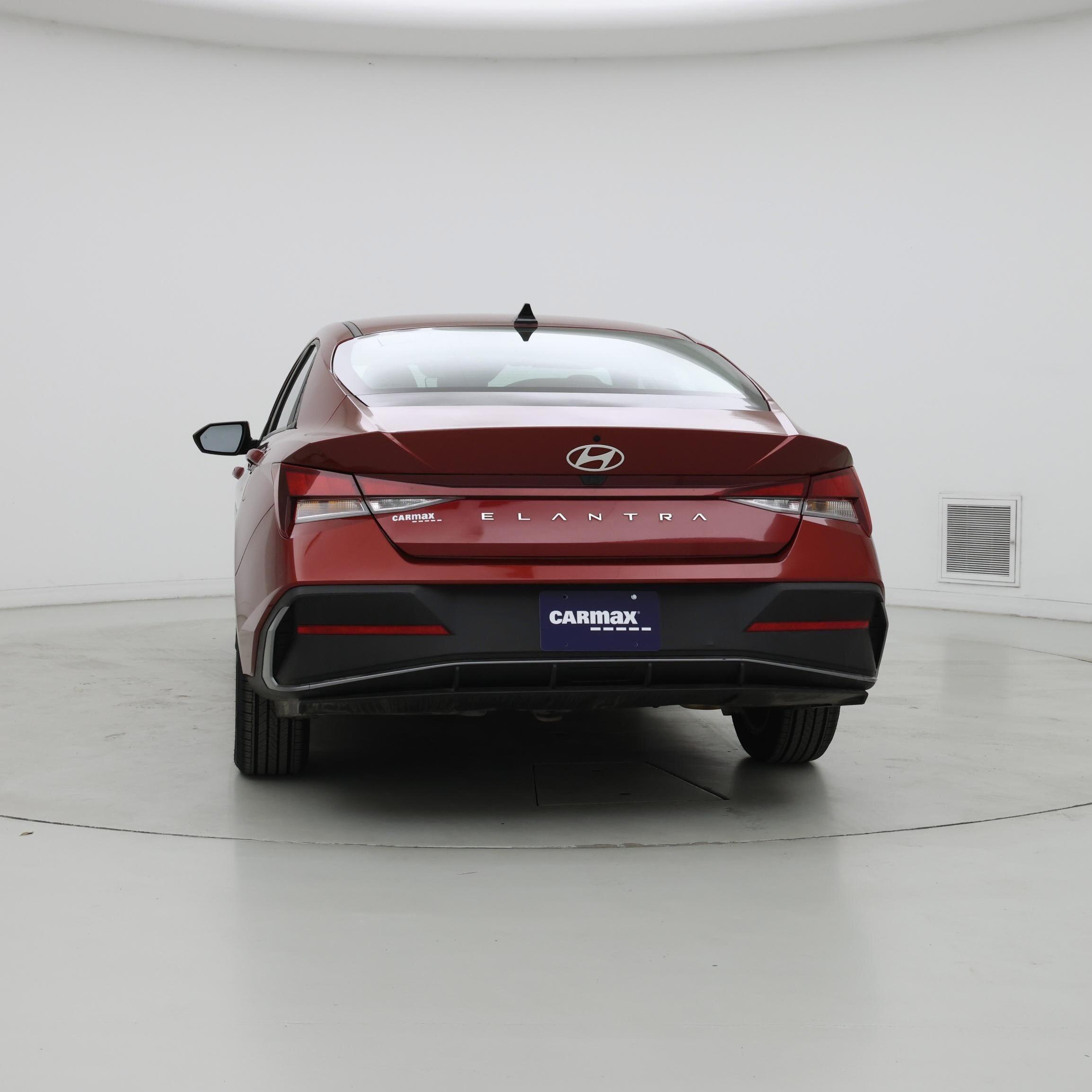 Thumbnail: 2024 Hyundai Elantra - 6