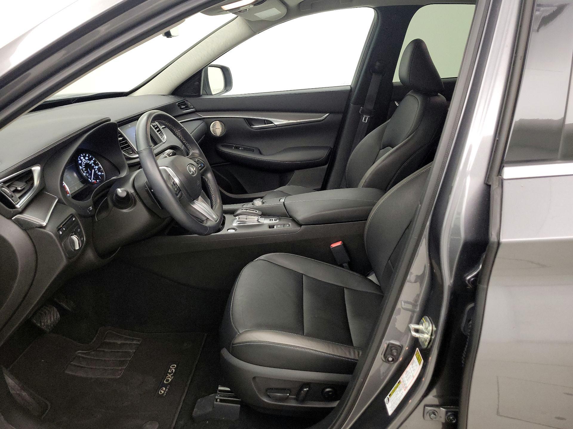 Thumbnail: 2023 INFINITI QX50 - 11