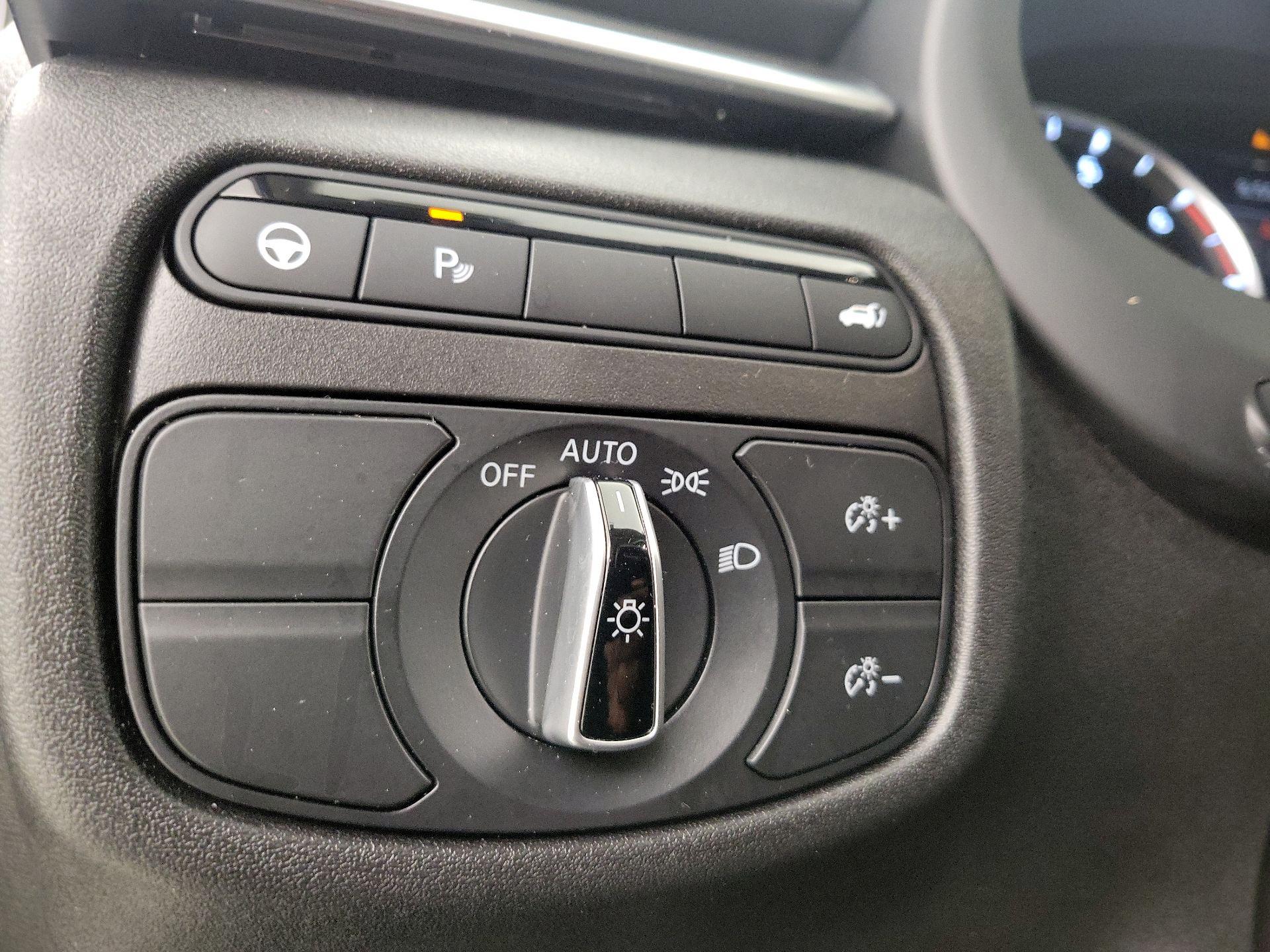 Thumbnail: 2023 INFINITI QX50 - 13