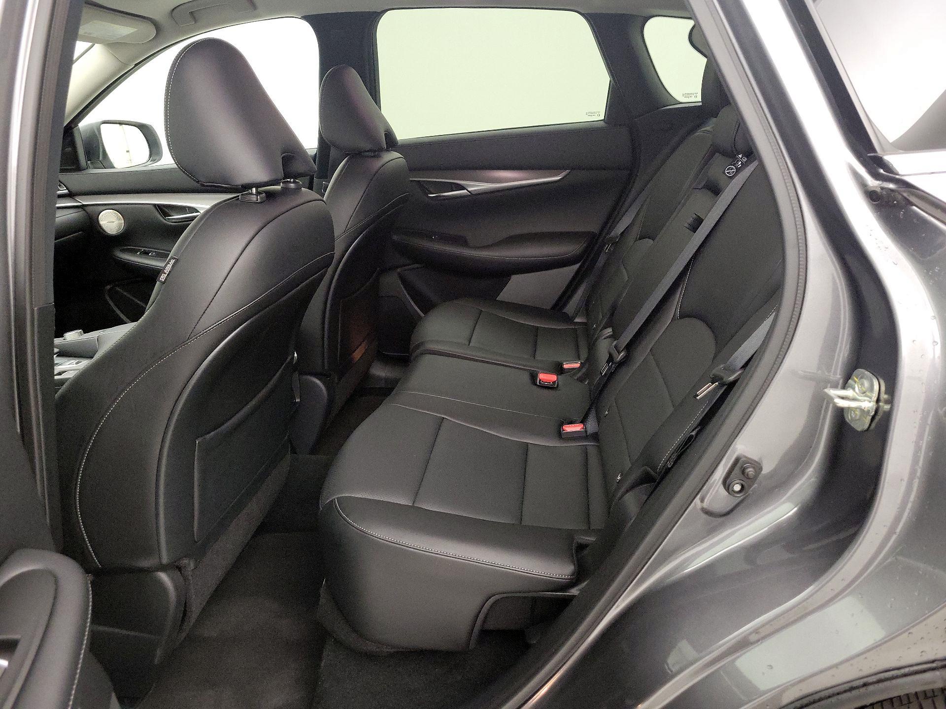 Thumbnail: 2023 INFINITI QX50 - 20