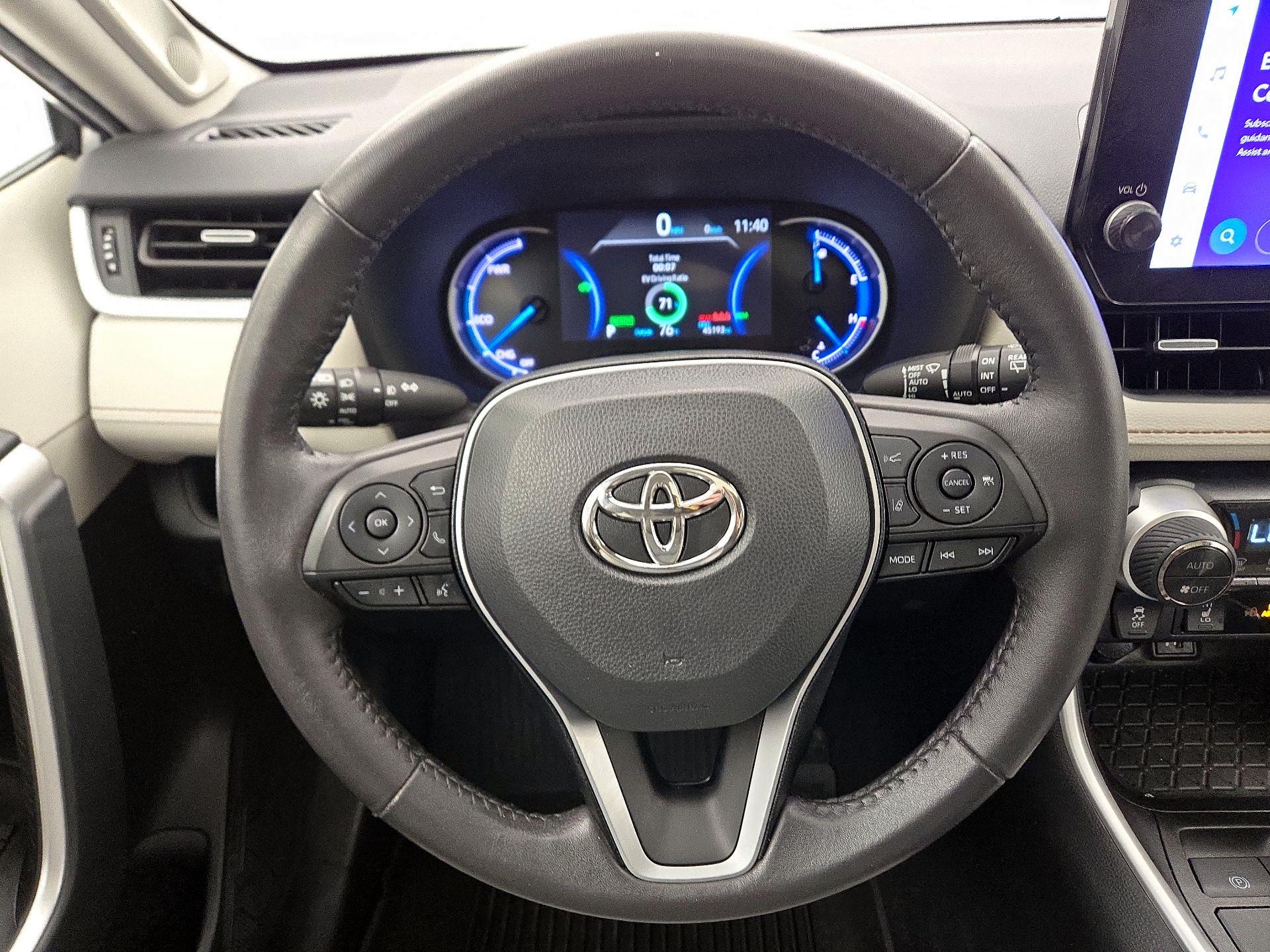 Thumbnail: 2023 Toyota RAV4 - 10