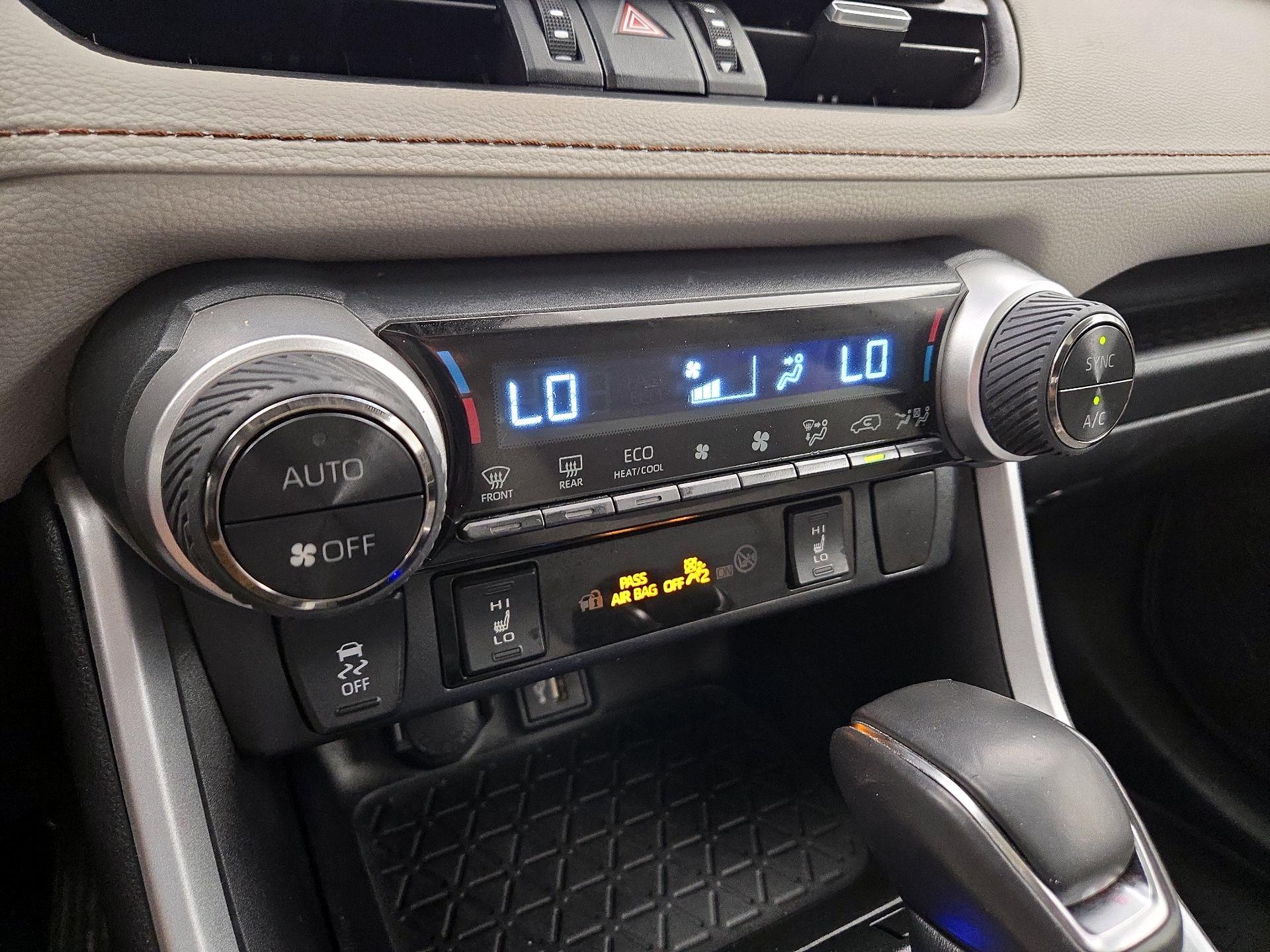 Thumbnail: 2023 Toyota RAV4 - 16