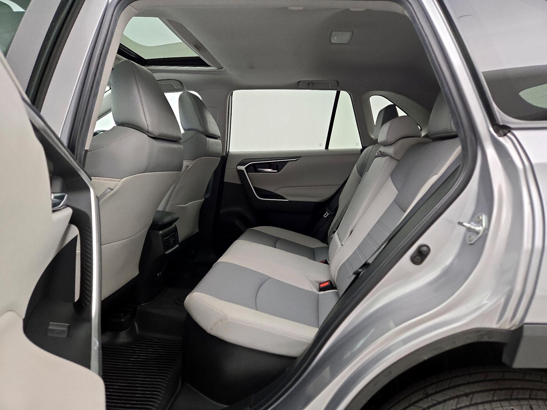 Thumbnail: 2023 Toyota RAV4 - 20